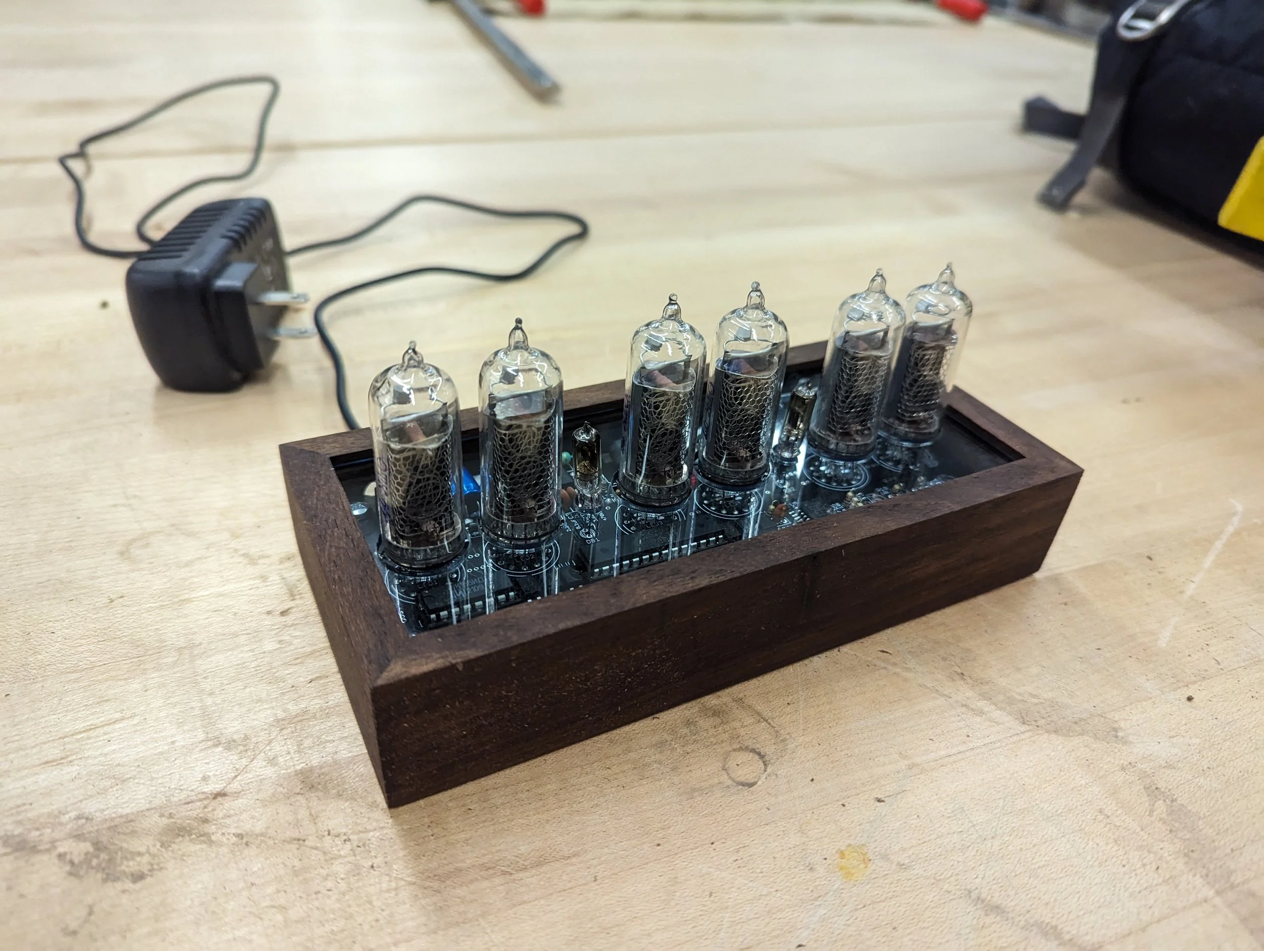 nixie_tube_20231204_003424963.jpg