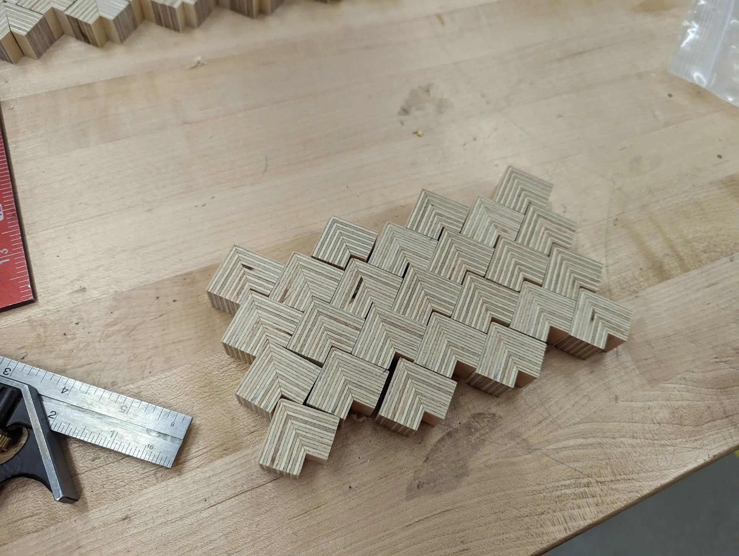 pattern_plywood_coasters_20230224_012338431.MP.jpg