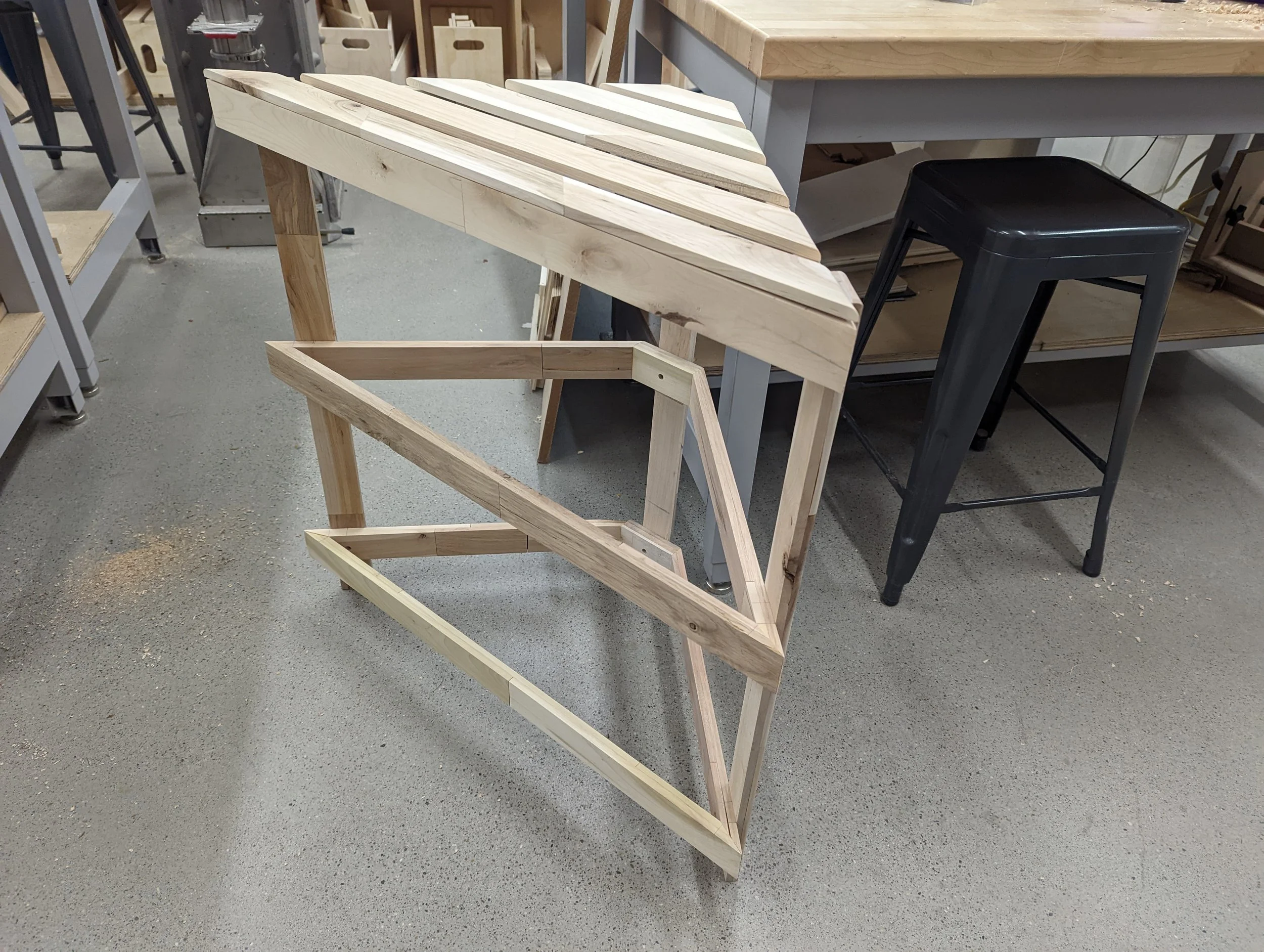 pallet_wood_corner_table_20221109_031510452.jpg
