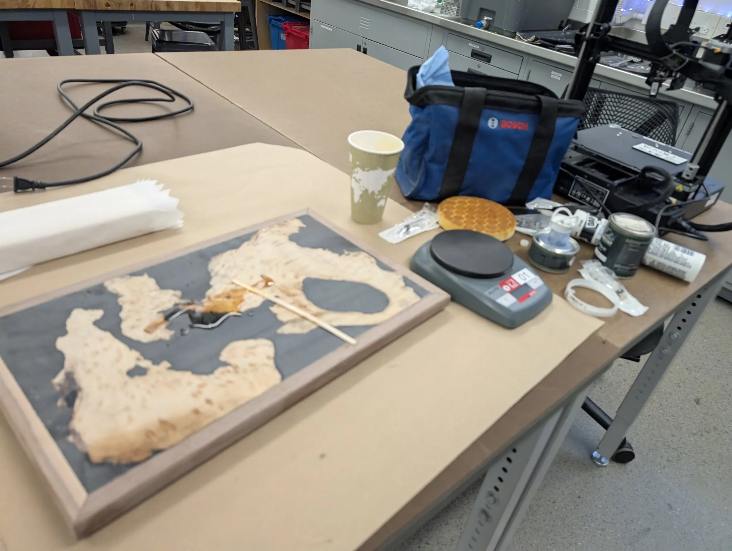 epoxy_end_table_20241006_201035070.jpg