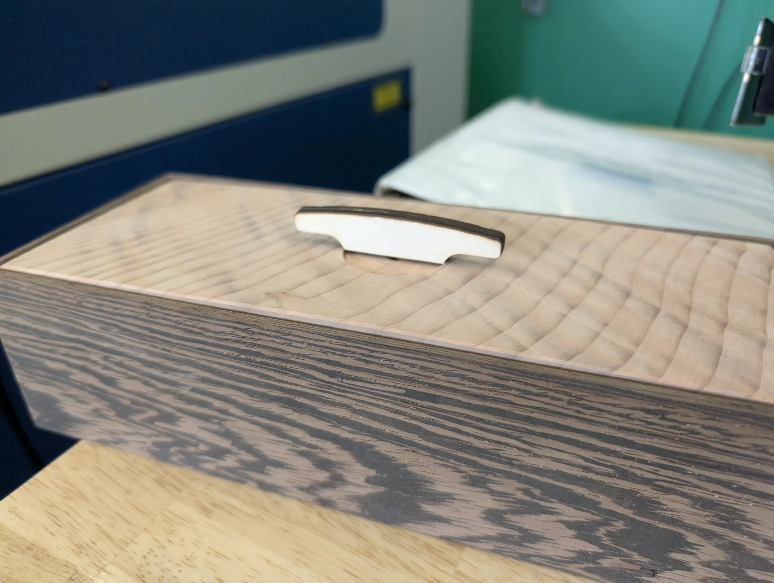 wenge_redwood_box_20260329_200141001.jpg