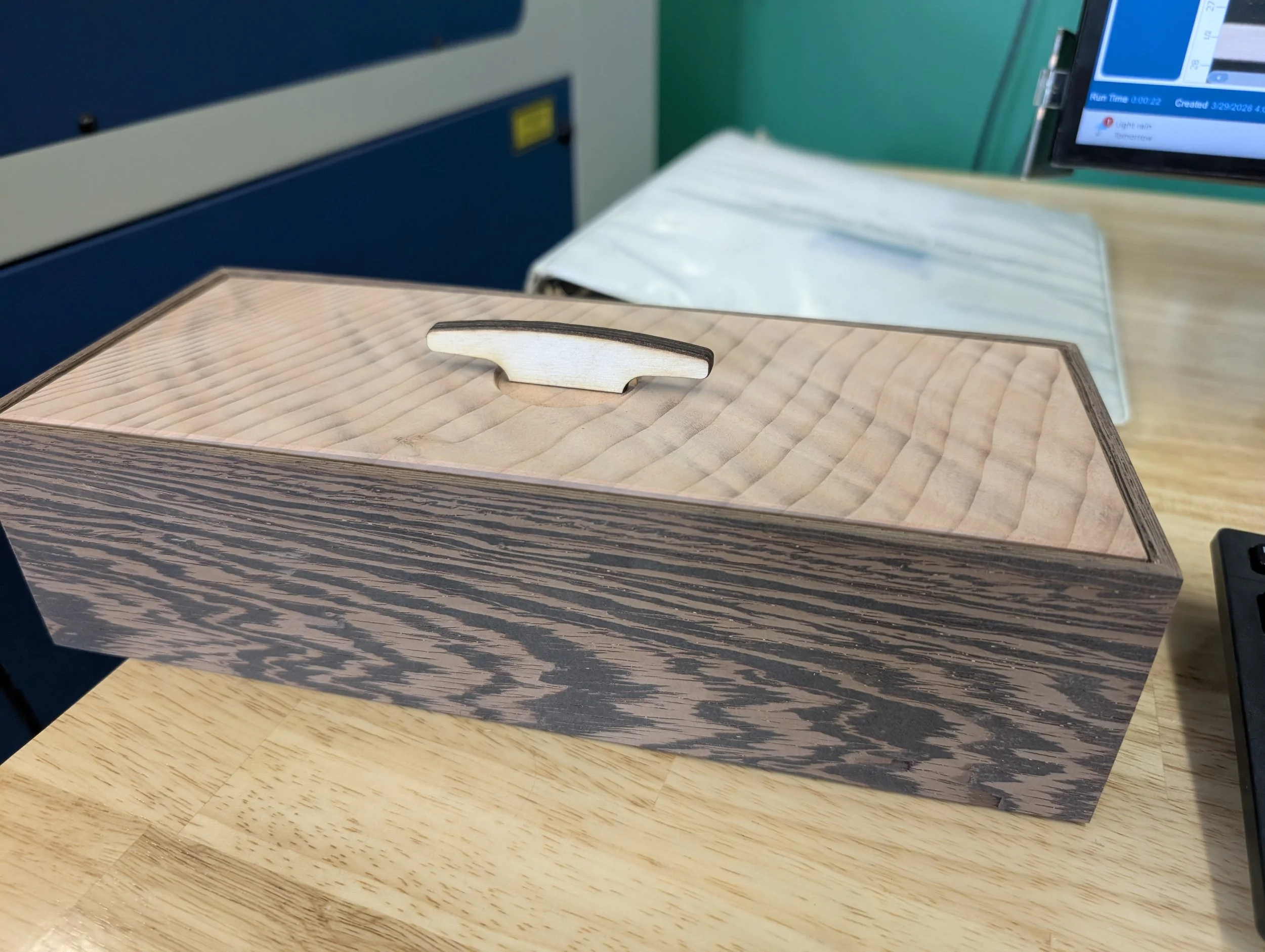 wenge_redwood_box_20260329_200735412.jpg