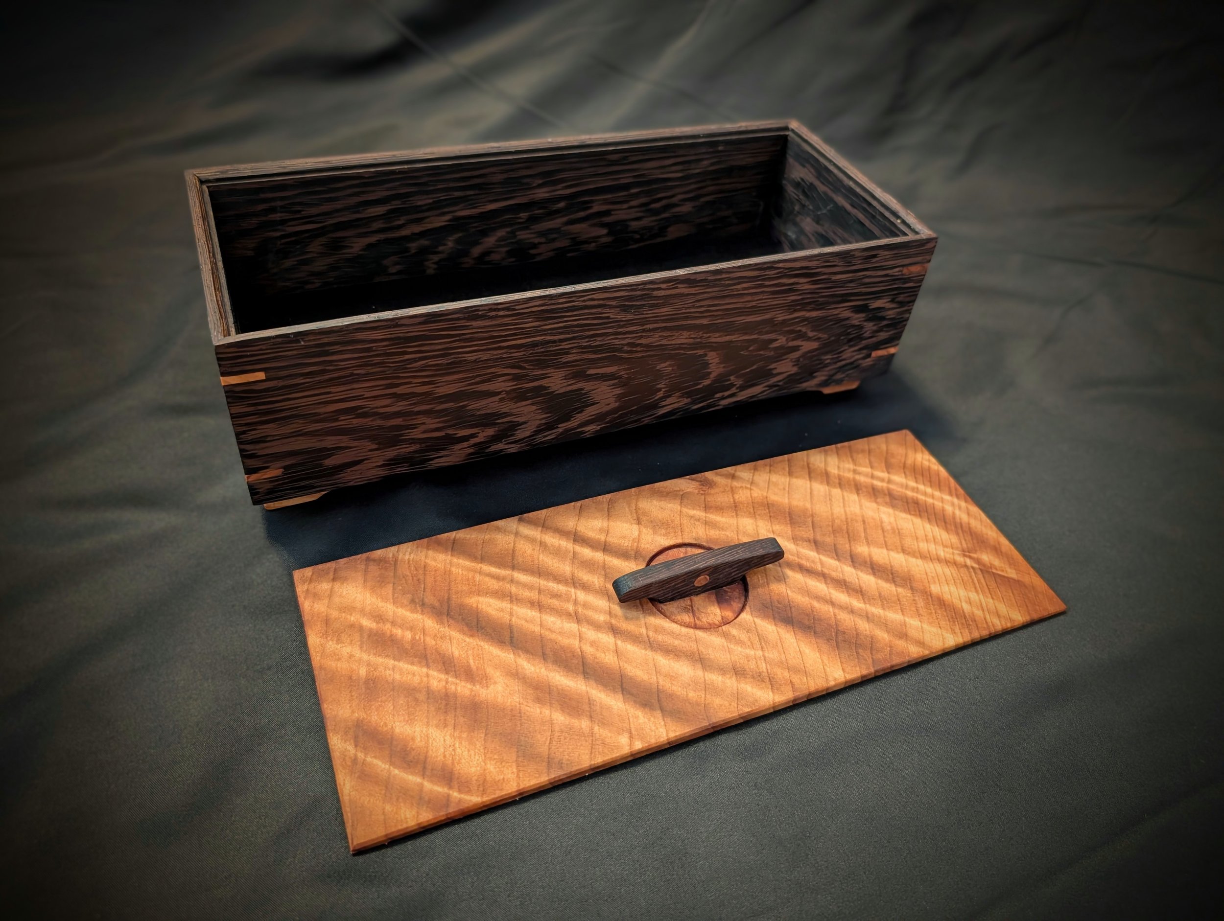 wenge_redwood_box_20260418_121100180~2.jpg