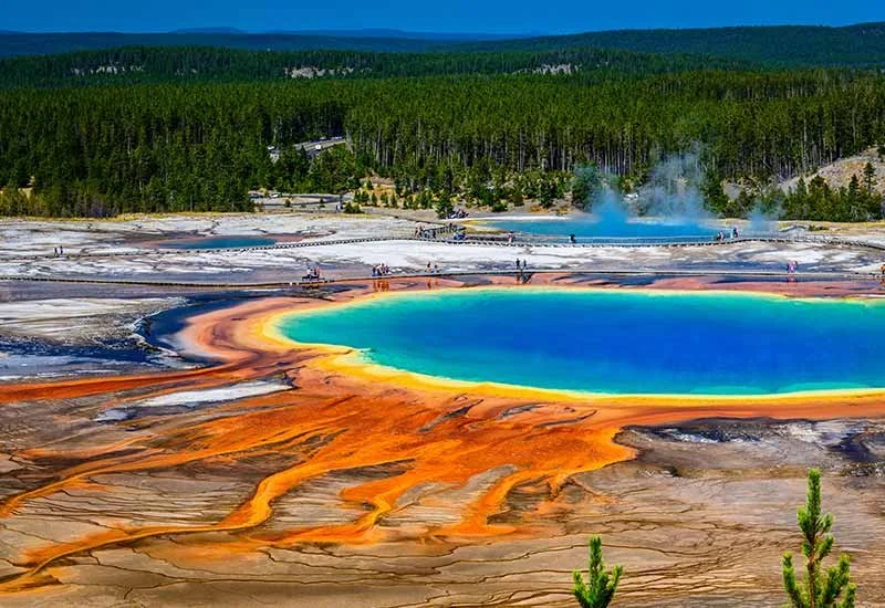 Yellowstone-National-Park-Wyoming.jpg