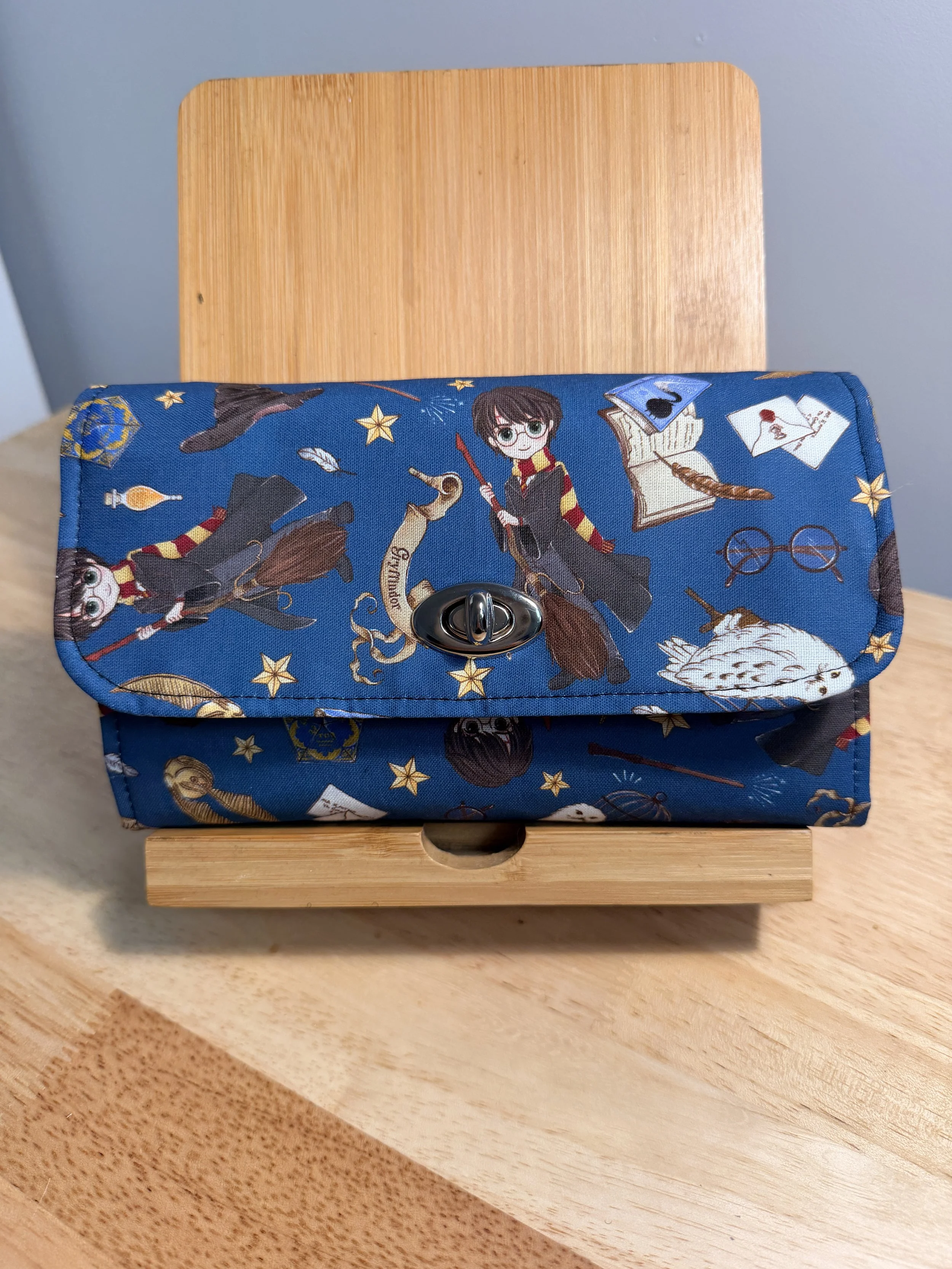 The Little Spellbook 🪄 - Everyday Purse