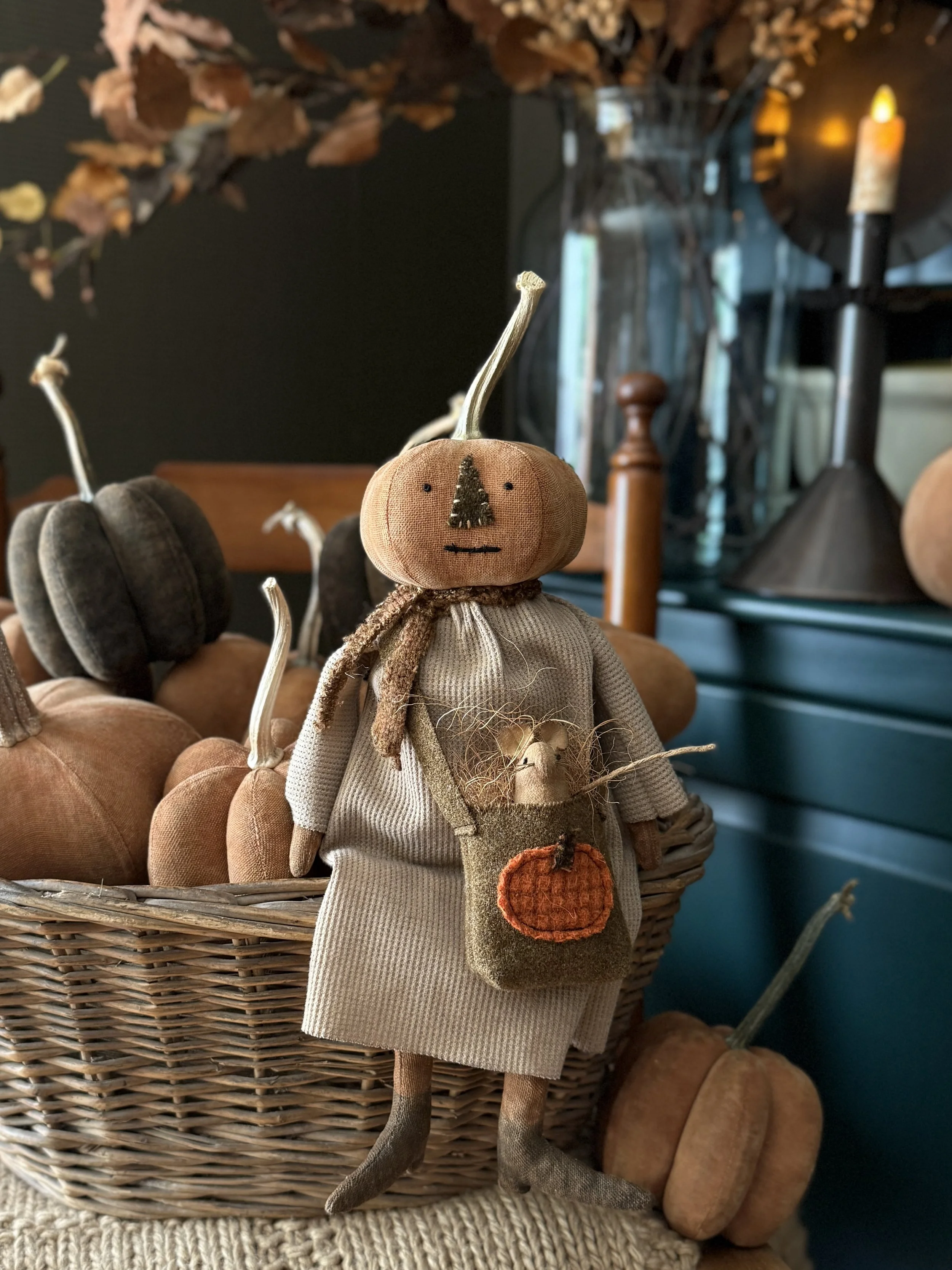 Claudette Pumpkin & Field Mouse No. 7