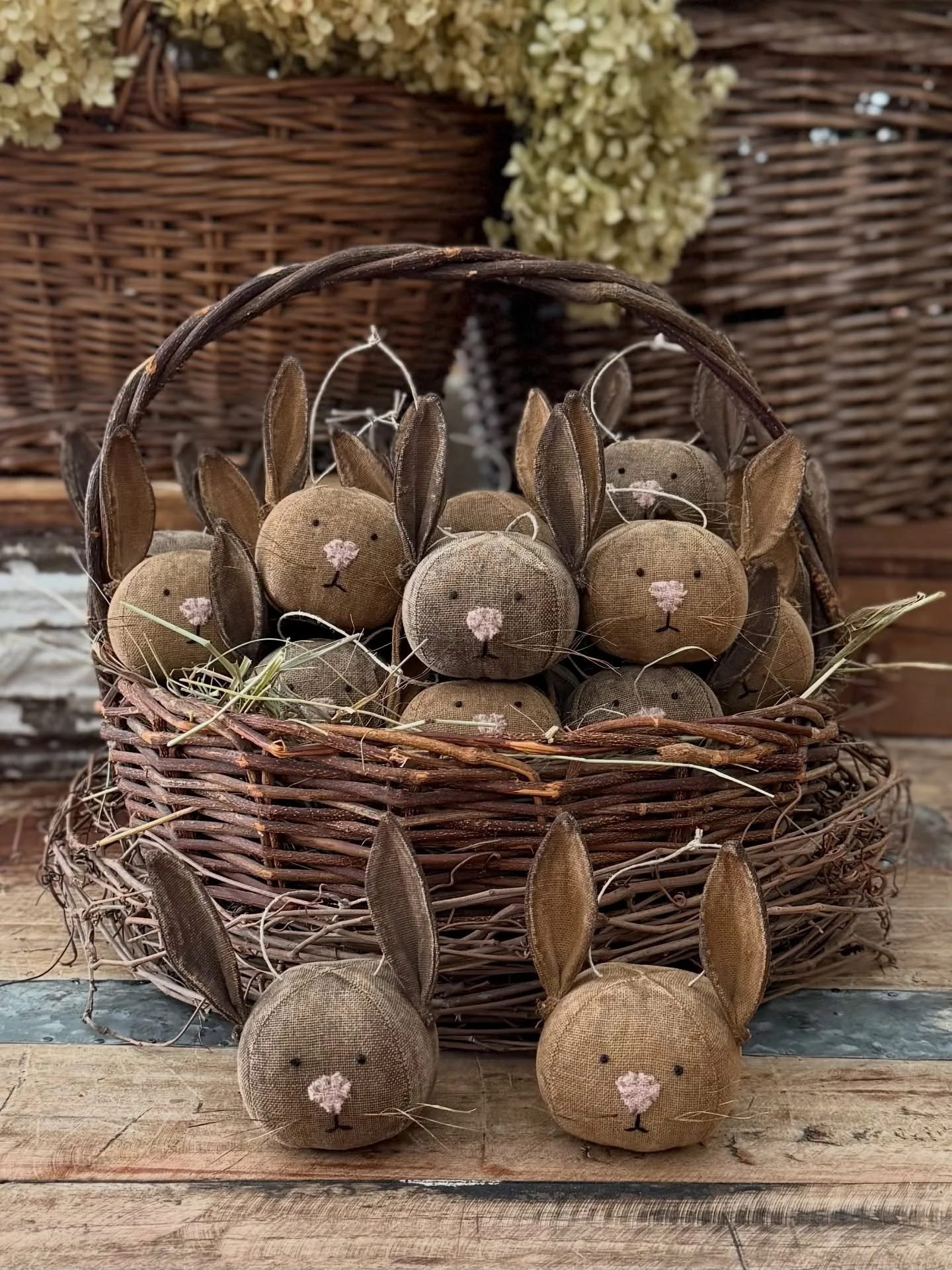 A batch of bunny ornaments is coming to my website restock! Saturday, Feb. 28 at noon EST ~ www.primitivepigfolkart.com 🐰
&nbsp;
I love making ornaments for springtime! These bunny heads would be a primitive addition to your Easter tree, peg racks, 