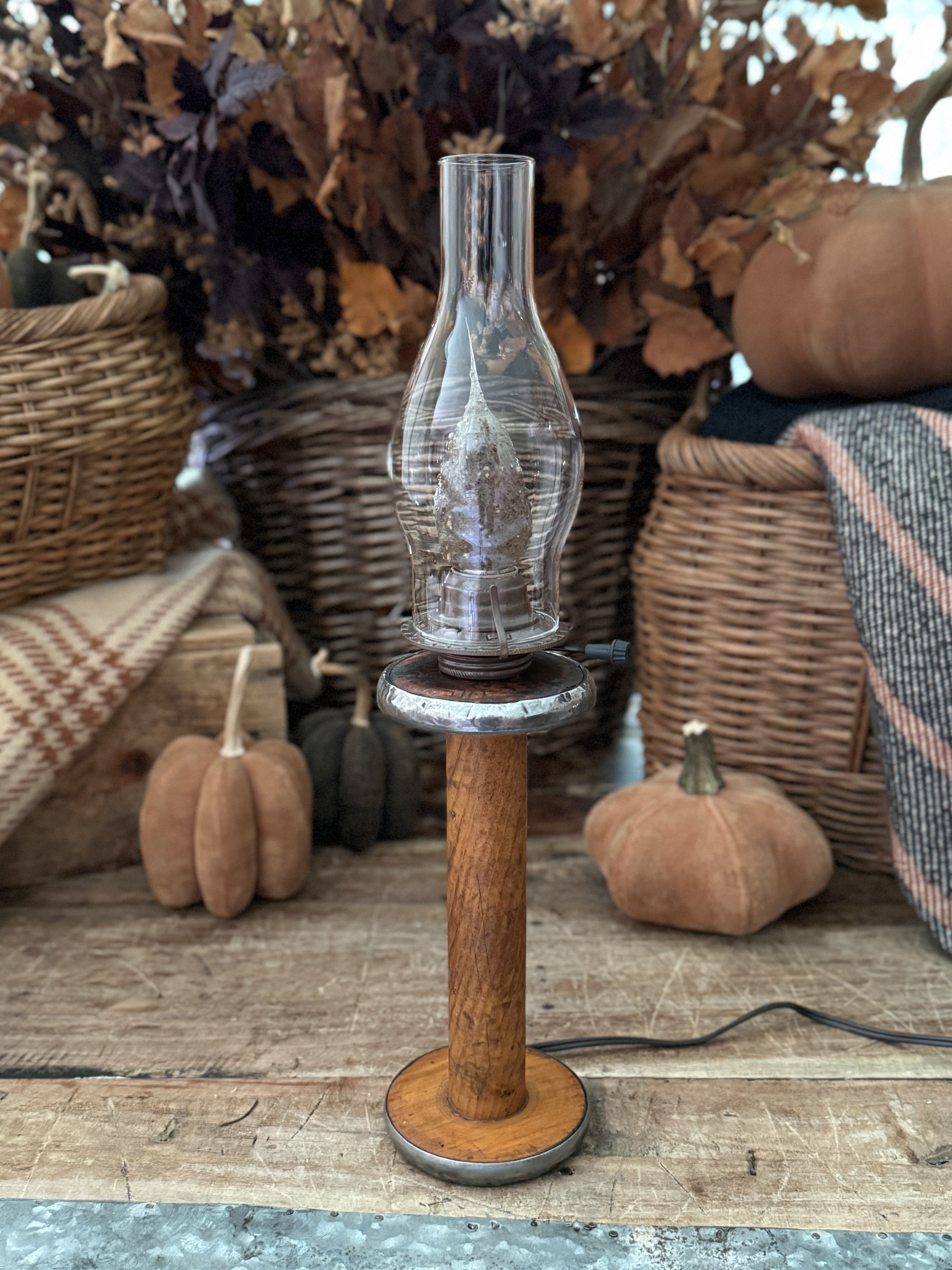 Antique Spool Chamber Light