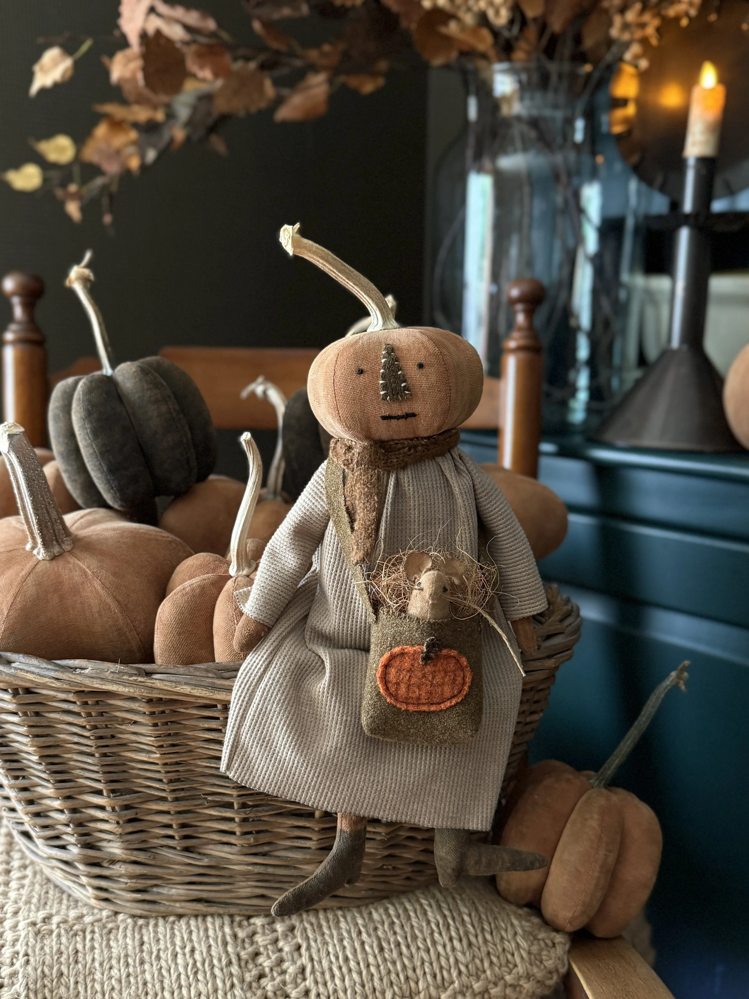 Claudette Pumpkin & Field Mouse No. 6