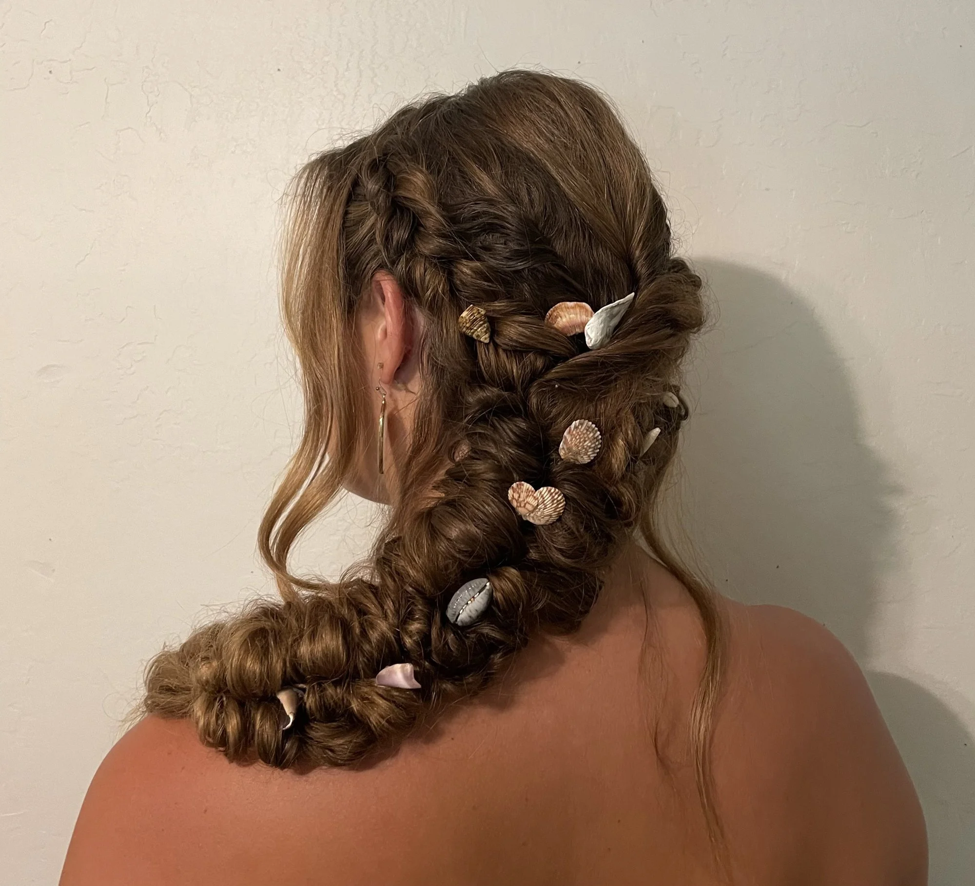 bridal-braid-flowers-hairstyle-oahu.jpg