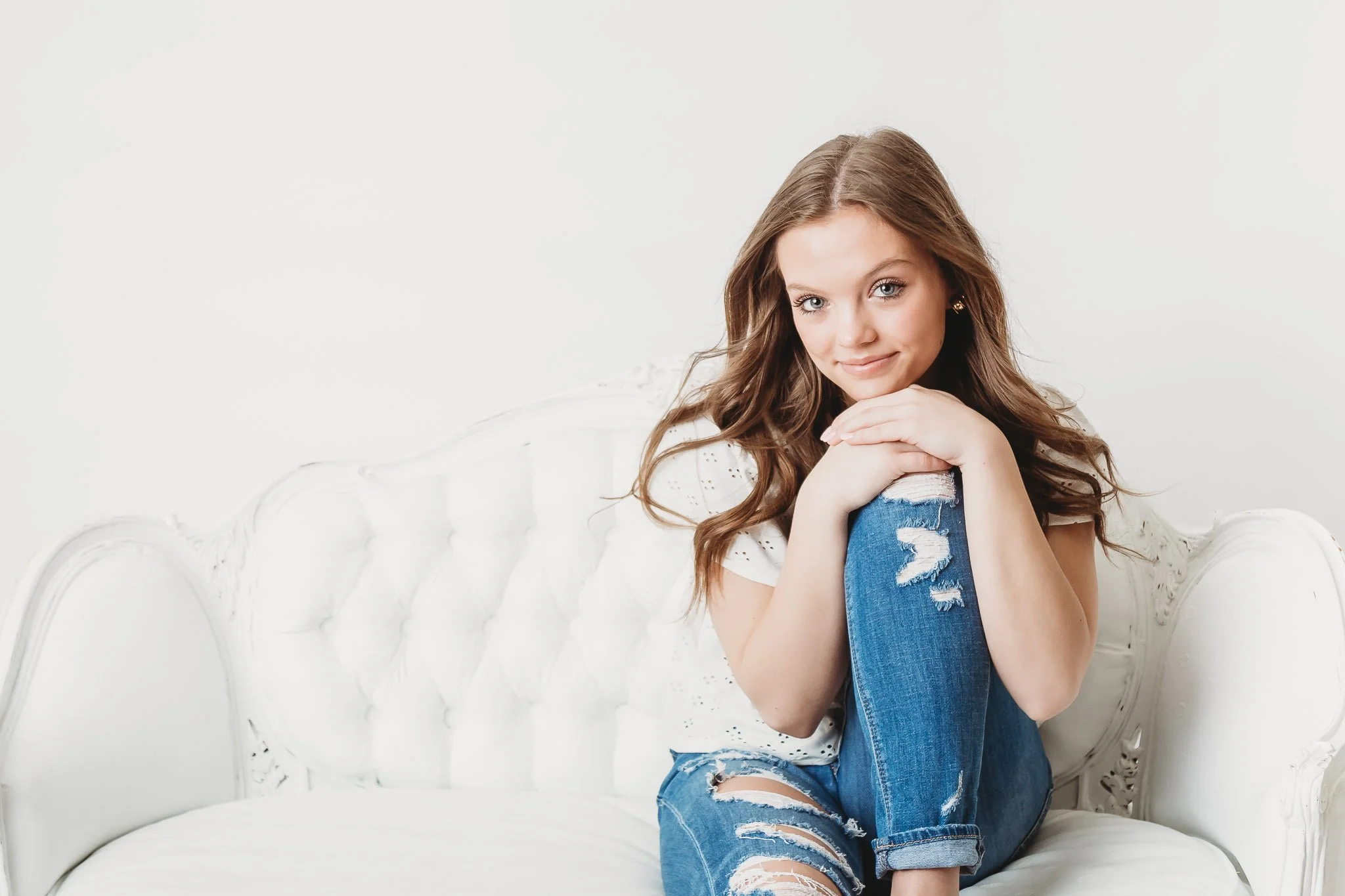 Top 5 Reasons to Choose a Studio for your Senior Photos