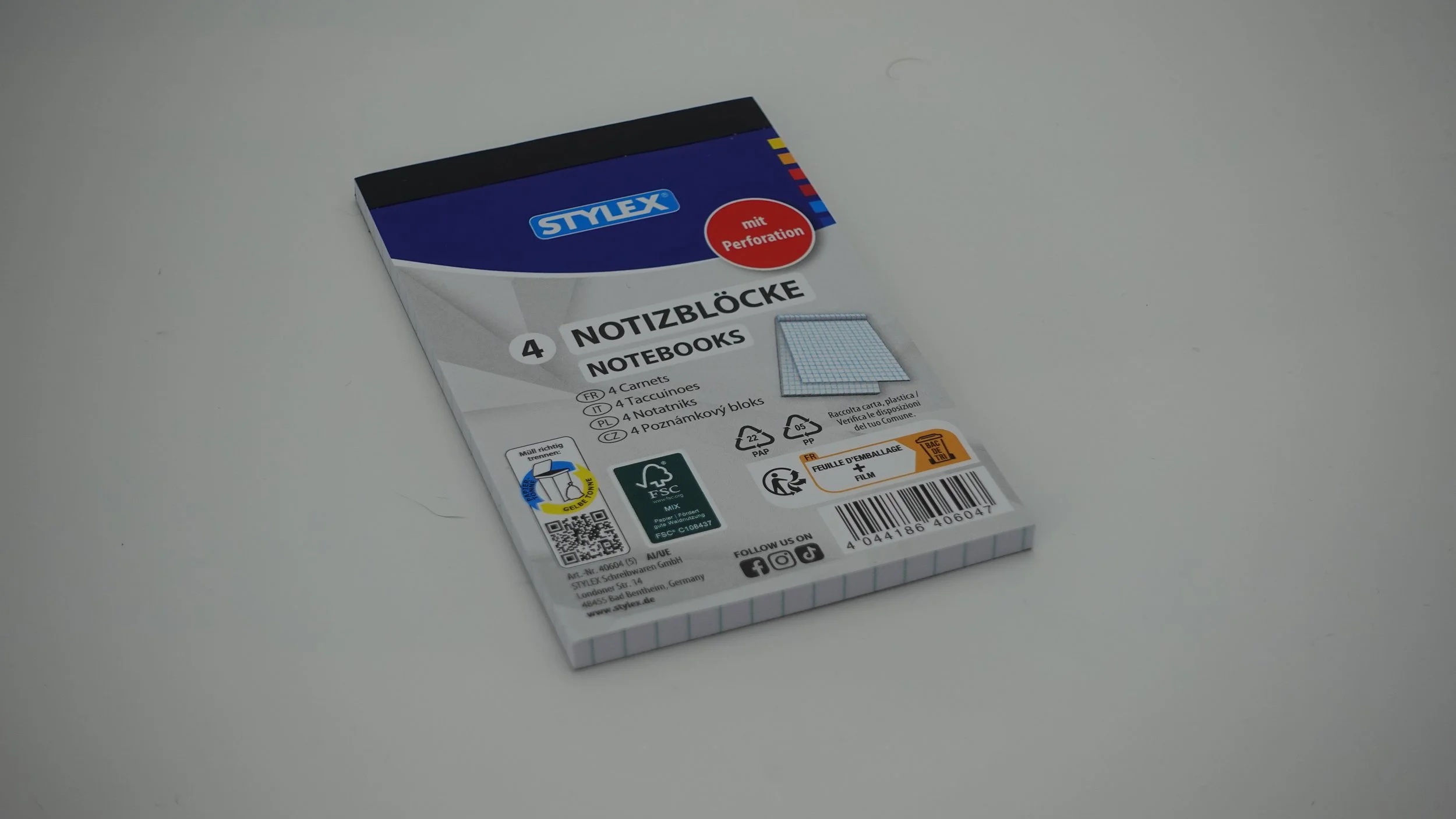 Forcing Notepad - Close-up