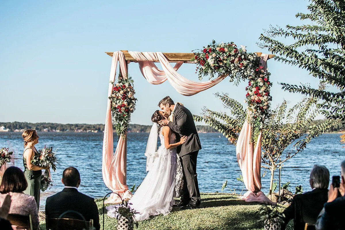 Why Local Experience Matters When Hiring a Louisiana Wedding Photographer