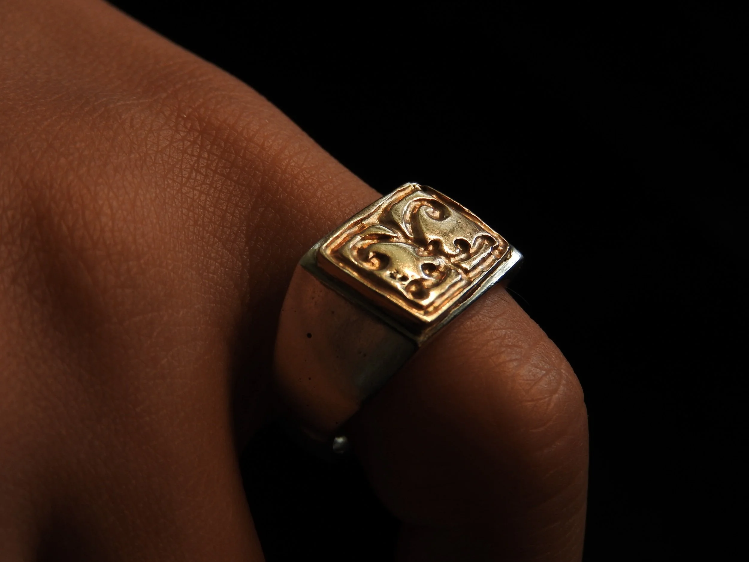 ADORN | SIGNET - GOLD + SILVER