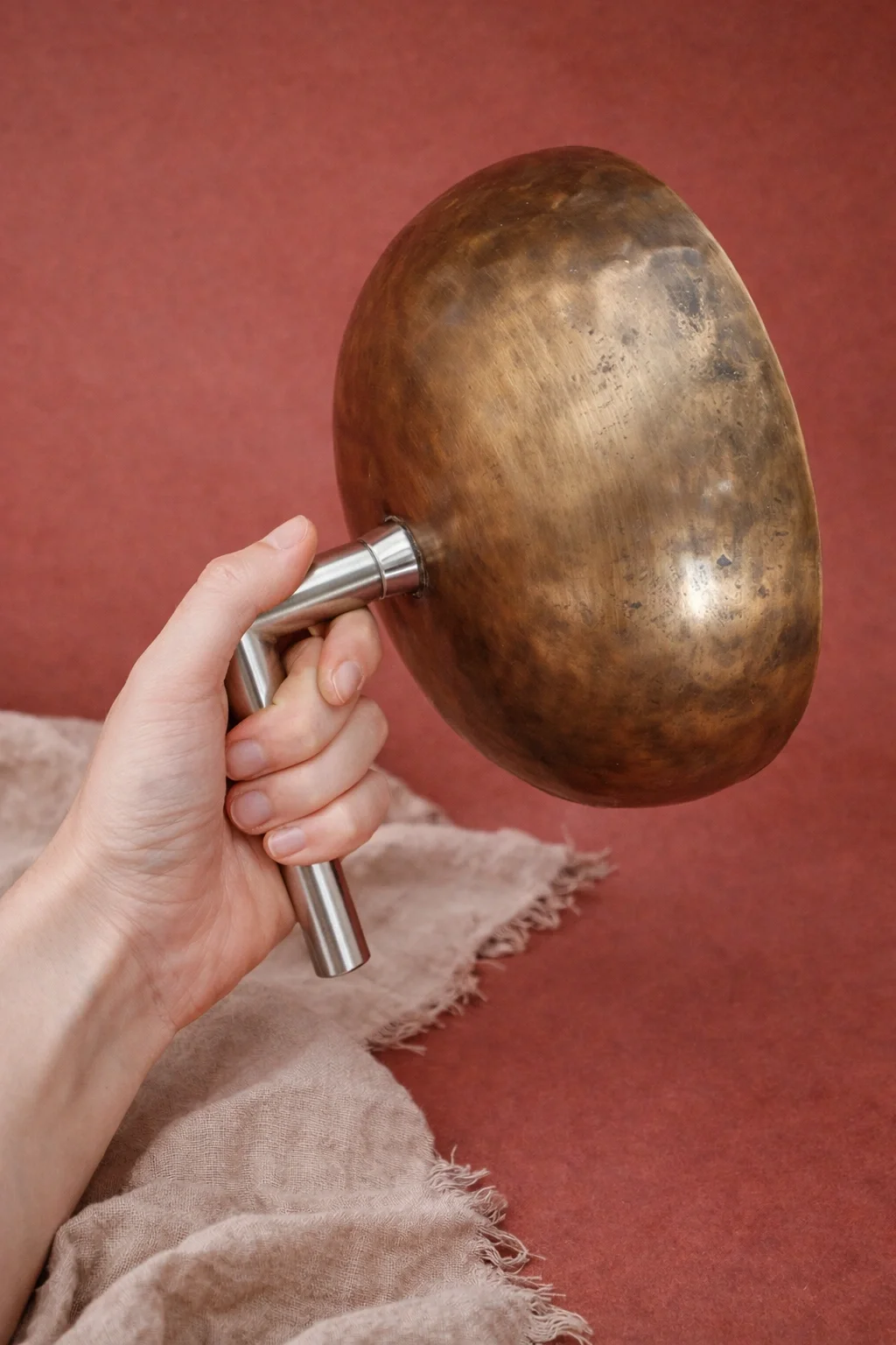 Therapeutic bowl with handle_04.webp