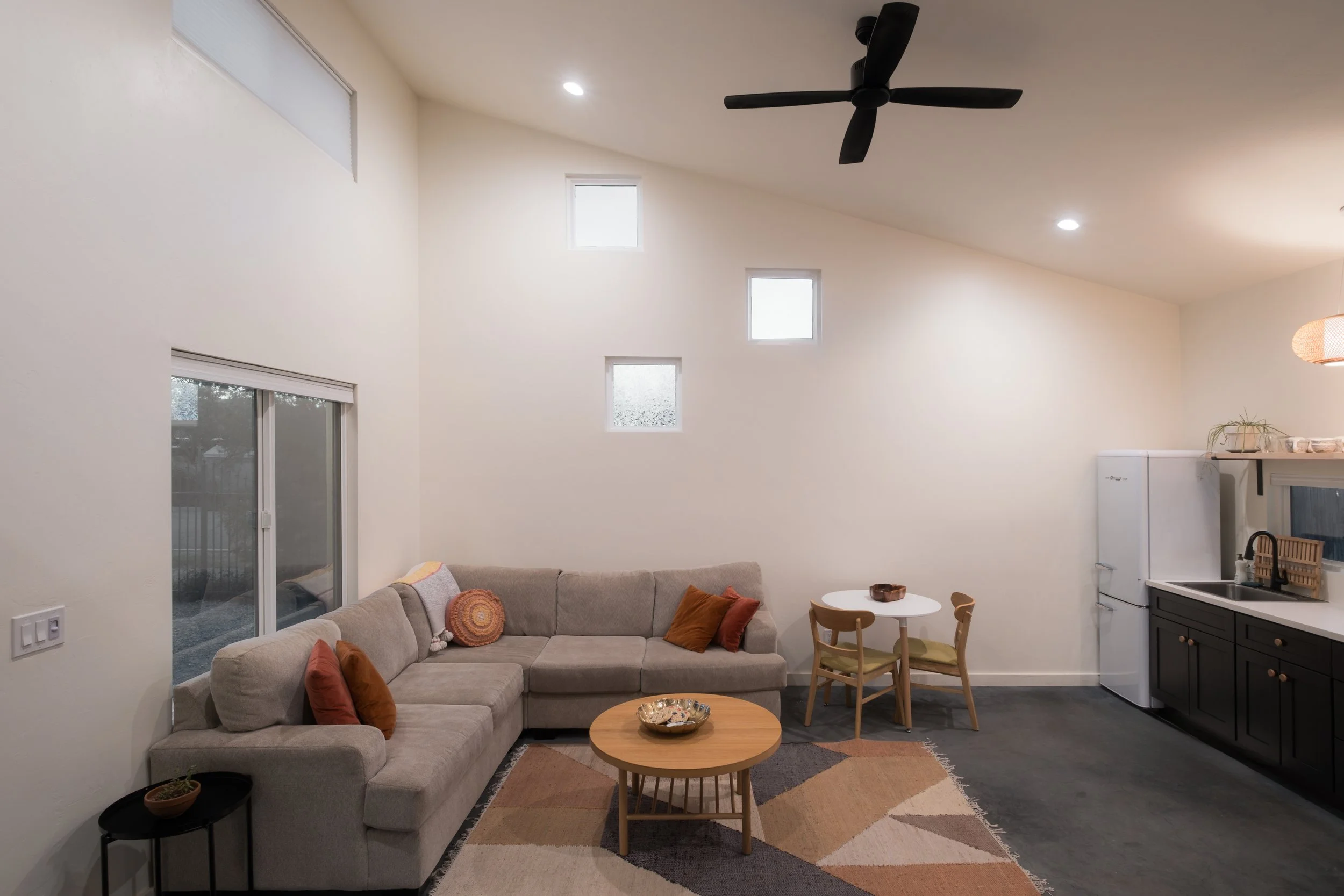 CASITA KISMET_INTERIOR LIVING.jpg