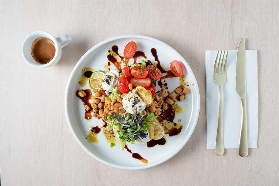 Sydney brunch photography smashed avocado tomatoes.png