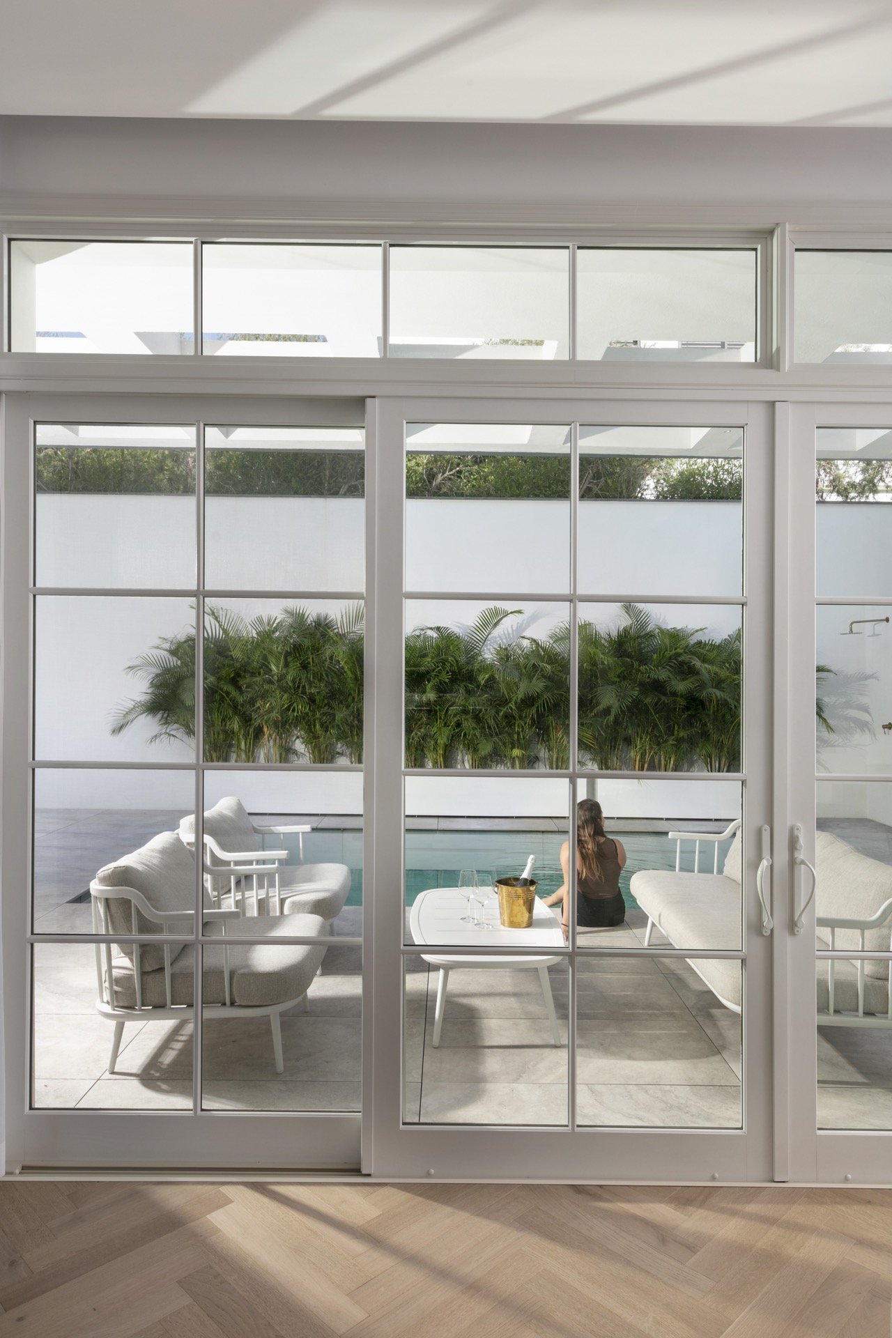 _71A8088_0000_Layer 114.jpg