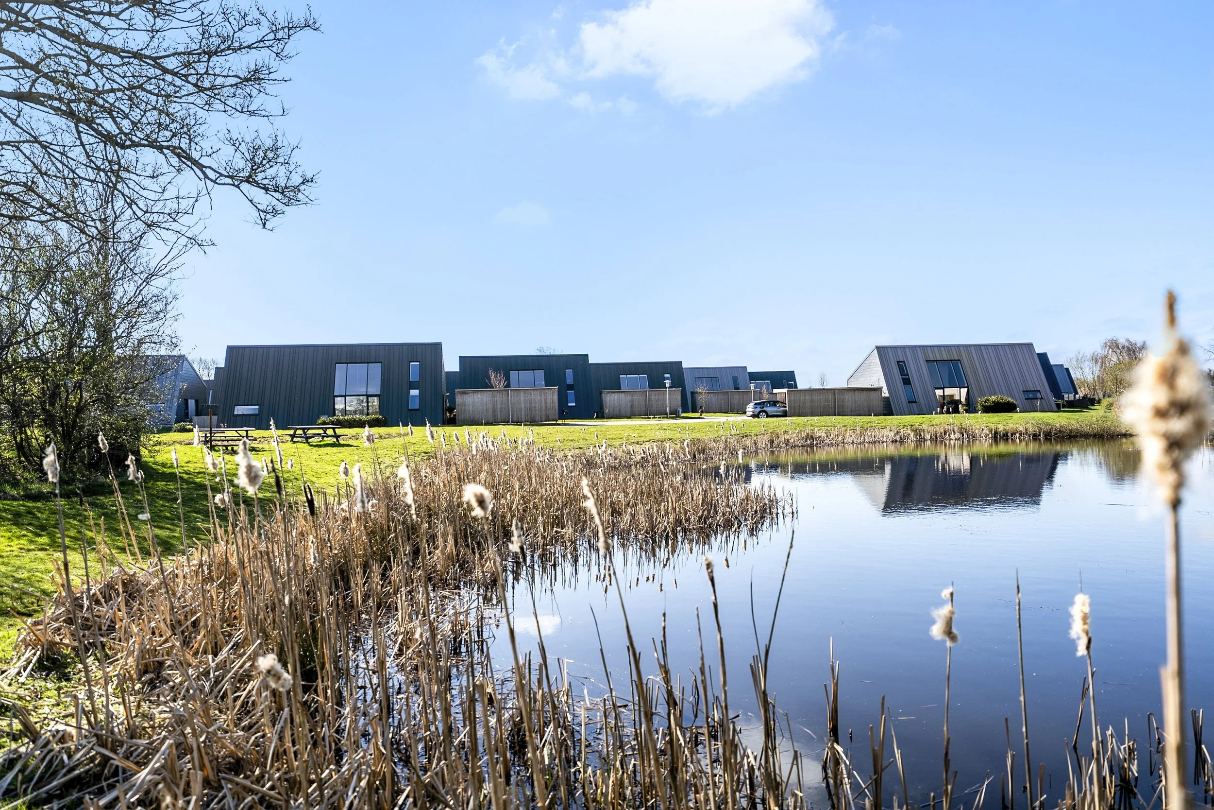  
Lavenergiboliger Teglparken - 34 energiproducerende boliger
  
Vinder af HOLSTEBRO KOMMUNES ARKITEKTURPRIS. 
  
Bygherre: Byggefirmaet Knudsgaard.