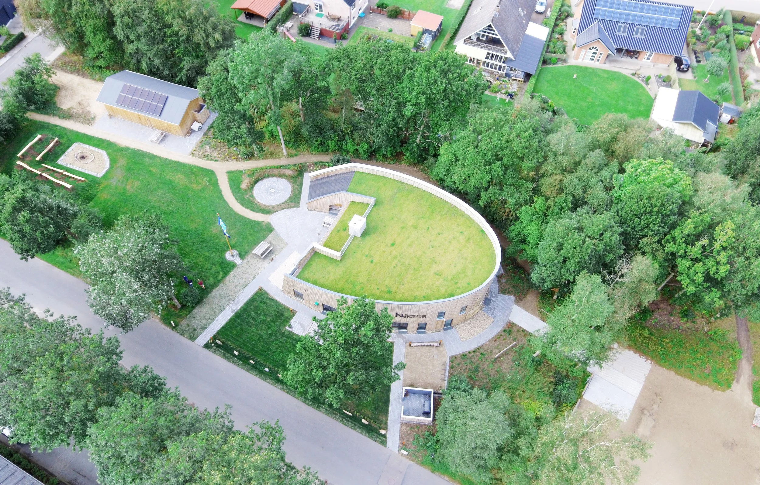  
Naturrum Sdr. Omme
  
Base for natur- & friluftsaktiviteter. A2 varetog projekteringen, udbud & byggeledelse.
  
Bygherre: Naturrum Sdr. Omme, selvejende institution.