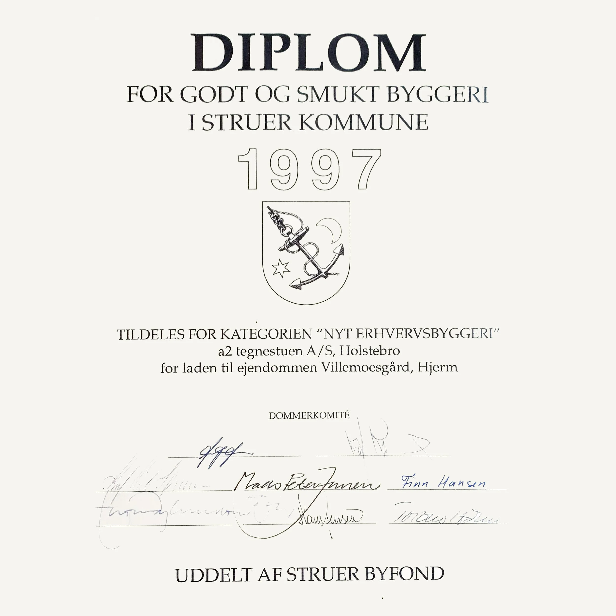 1997 - STRUER KOMMUNES BYGNINGSPRIS - Avlsbygning, Willemoesgård, Hjerm