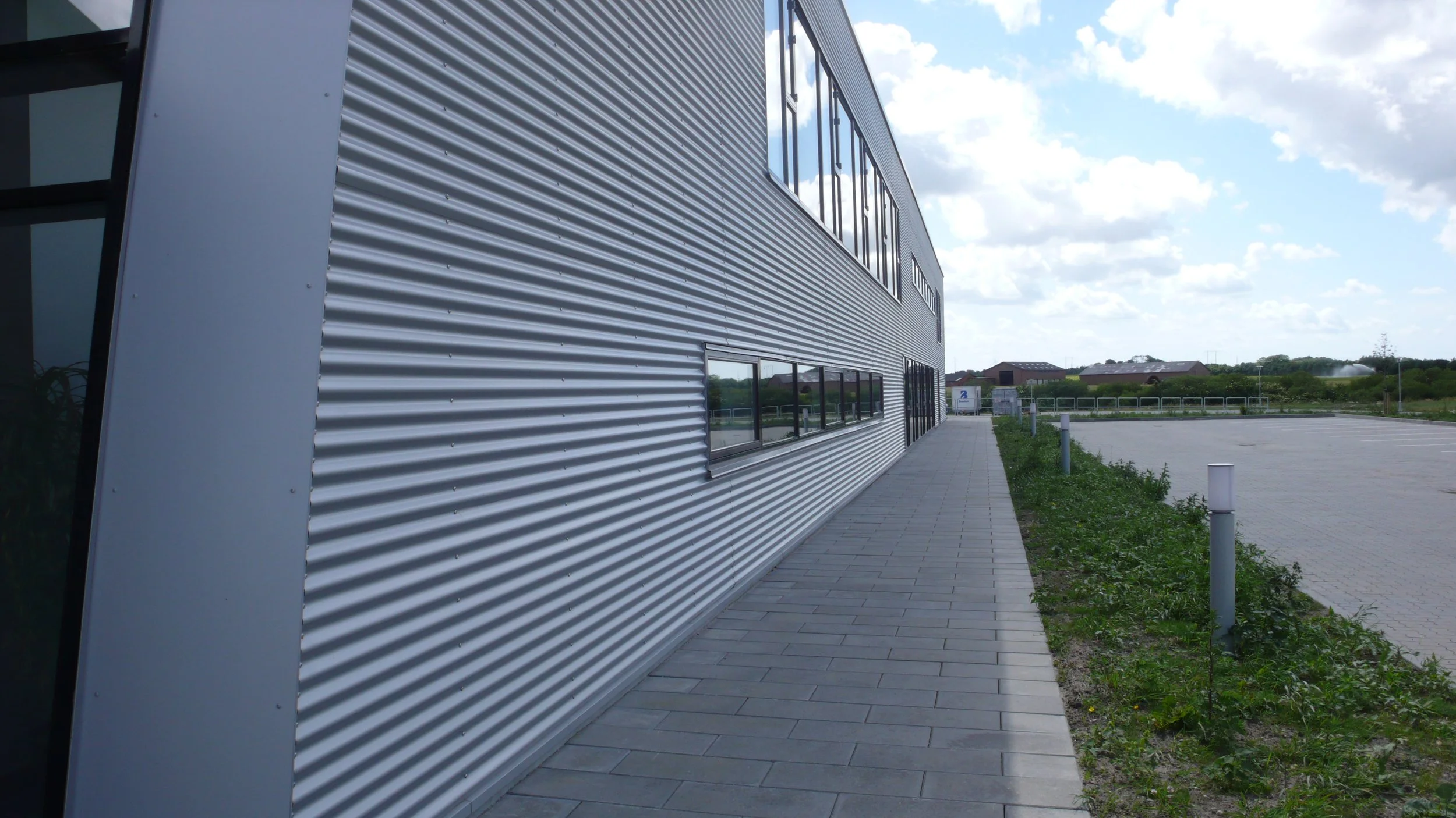  
Midtjysk Fornikling & Forchroming - Firmadomicil
  
Domicil til erhvervsvirksomheden Midtjysk Fornikling & Forchroming.
  
Bygherre: Midtjysk Fornikling & Forchroming.