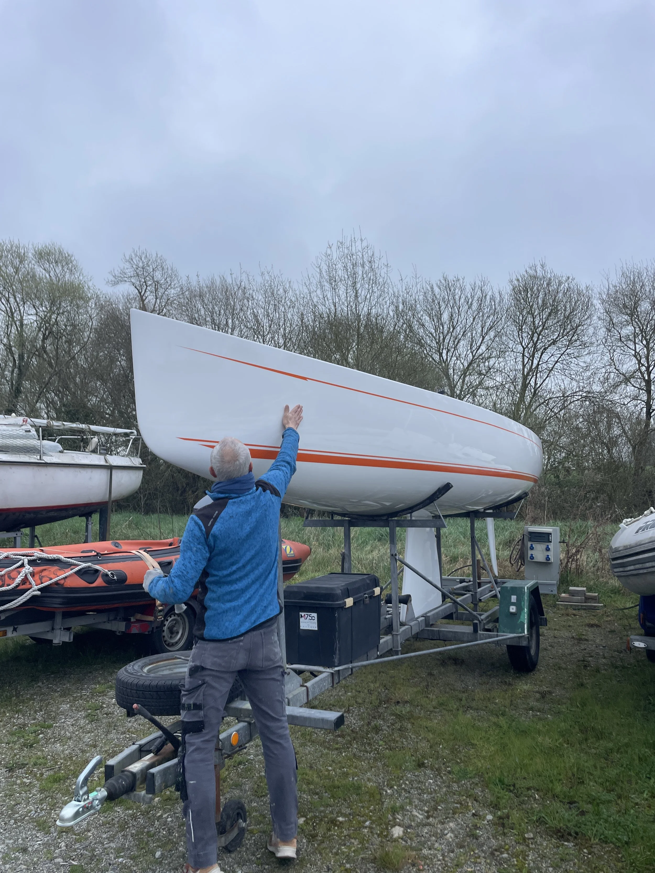 Refit complet d'un monotype 7.50