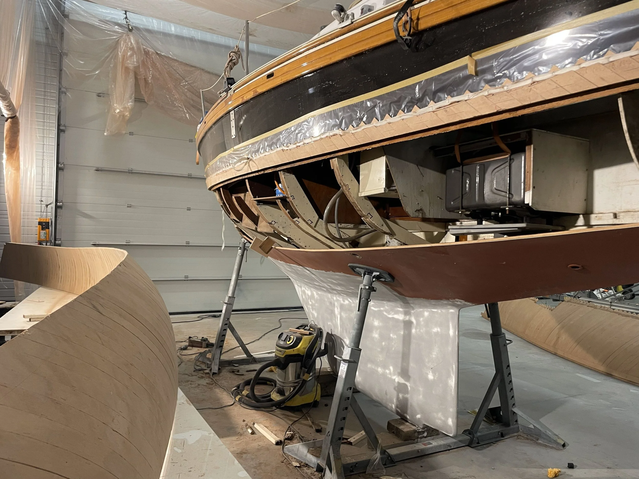 Changement d'une partie de coque en lamellé-collé