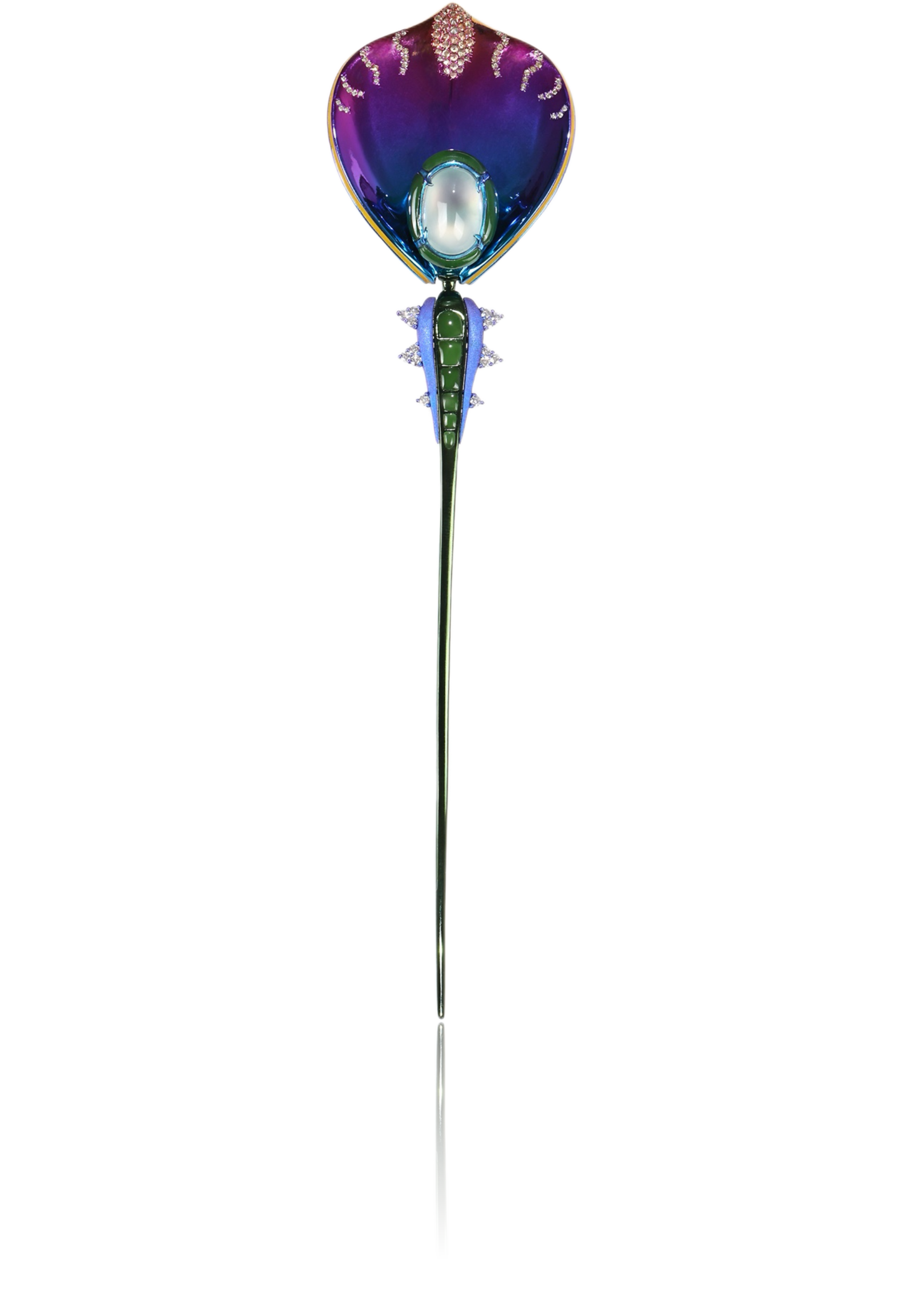 A calla lily-shaped hairpin, adorned with purple, blue, green, and silver details, and set with an oval-shaped jadeite at the center. The main stem of the hairpin is inlaid with six pieces of jadeite and encrusted with diamonds.