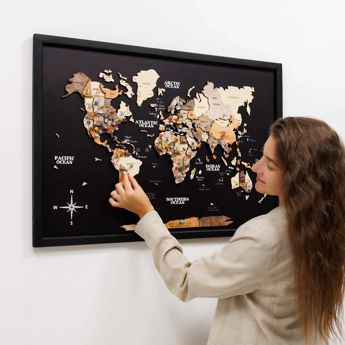 wooden-panel-map