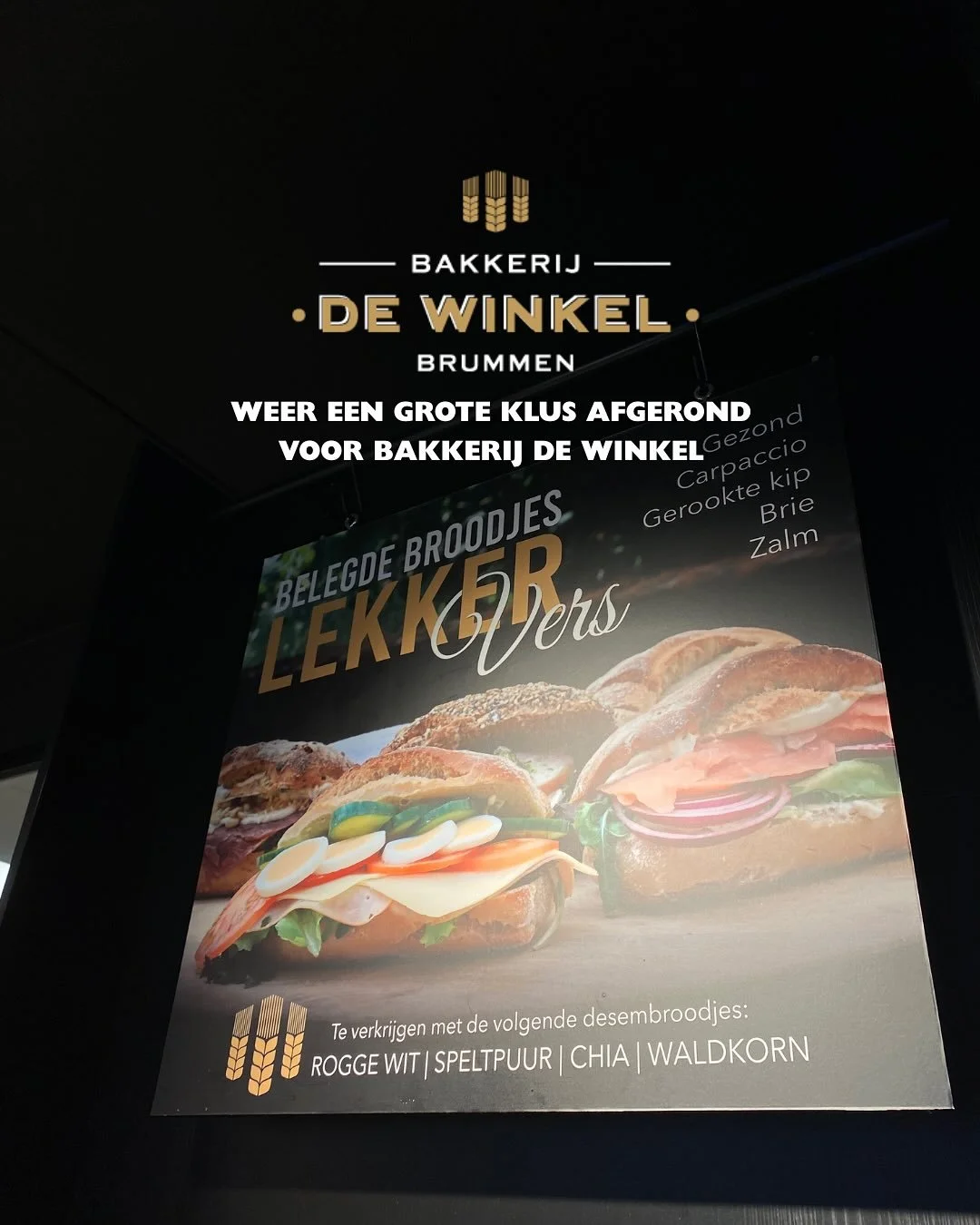 Ik ben zo ontzettend trots op deze mooie samenwerking met Bakkerij De Winkel 
-> @bakkerijdewinkel 🍞 

Ik heb voor hun 130 productfoto&rsquo;s vernieuwd en verbeterd, zodat hun ambachtelijke en versgebakken producten online net zo aantrekkelijk z