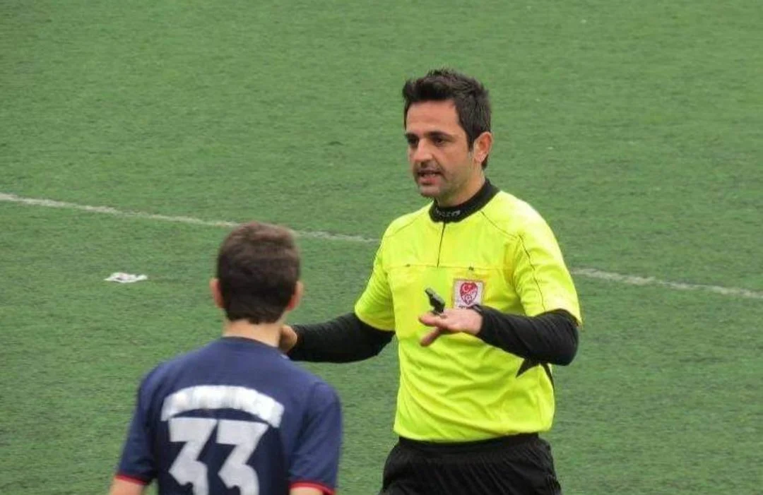 2012 Semih Yolşen hakem