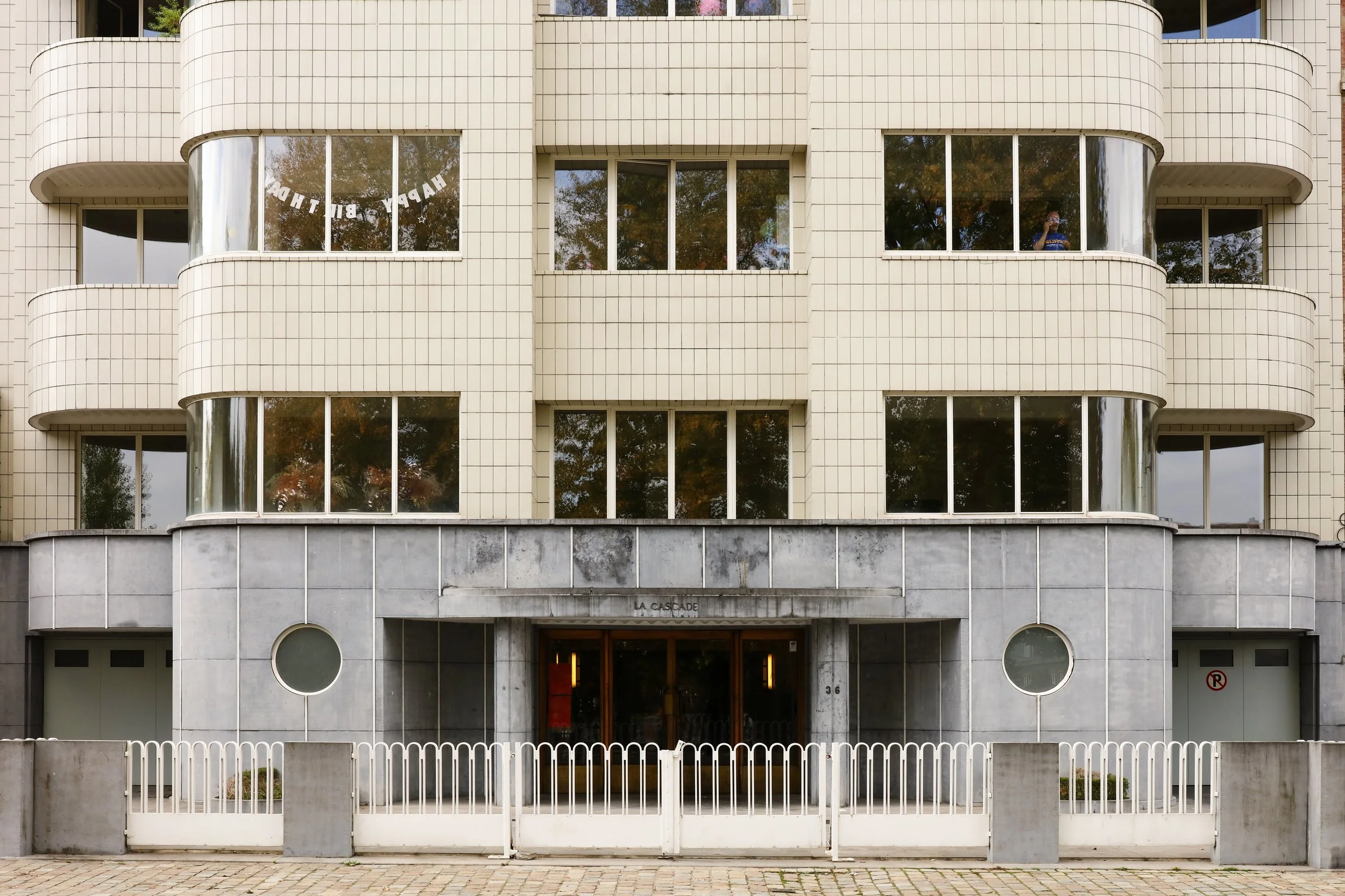 Immeuble La Cascade - Ajoux Rene, Bruxelles