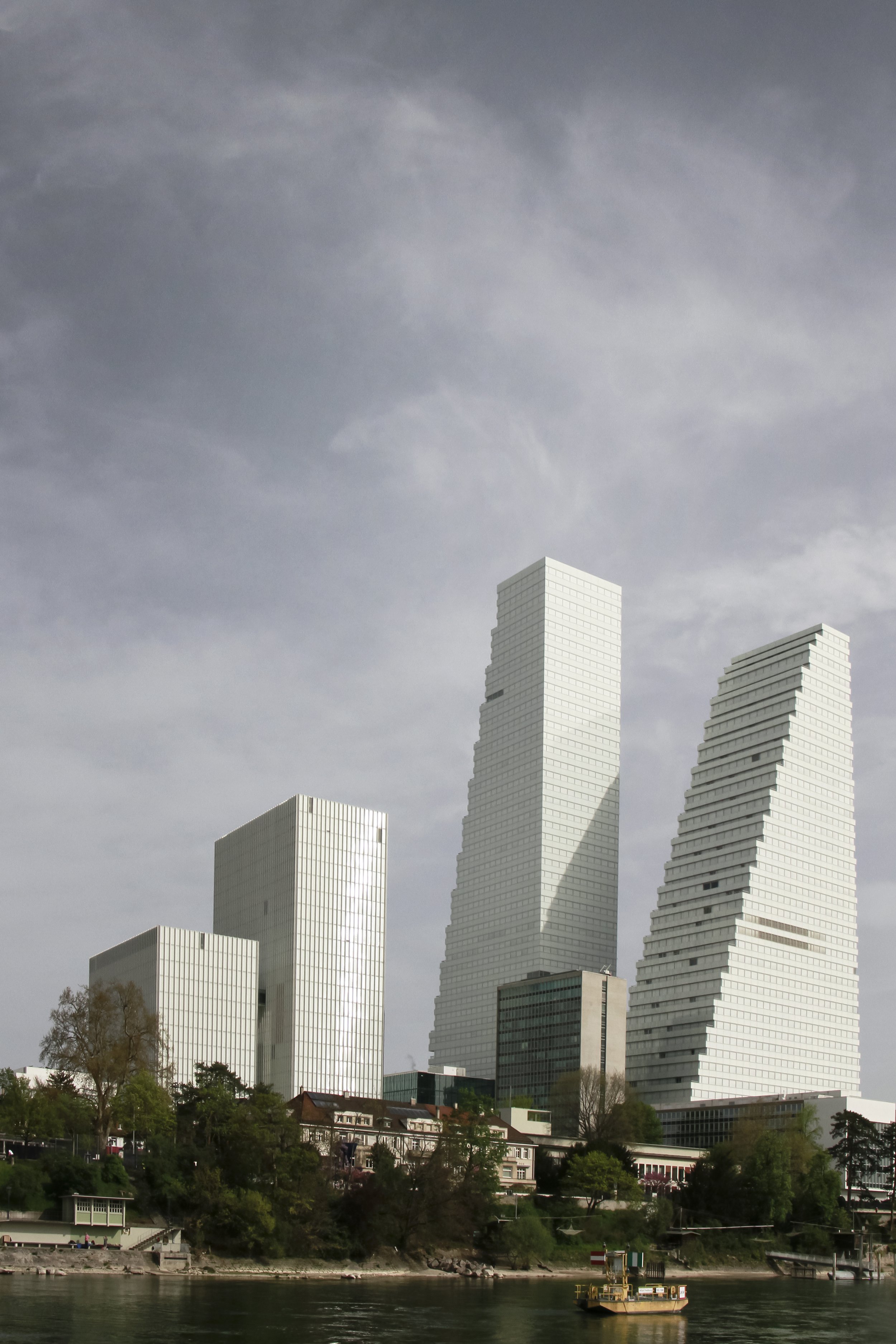 Roche Towers - Herzog & de Meuron, Basel