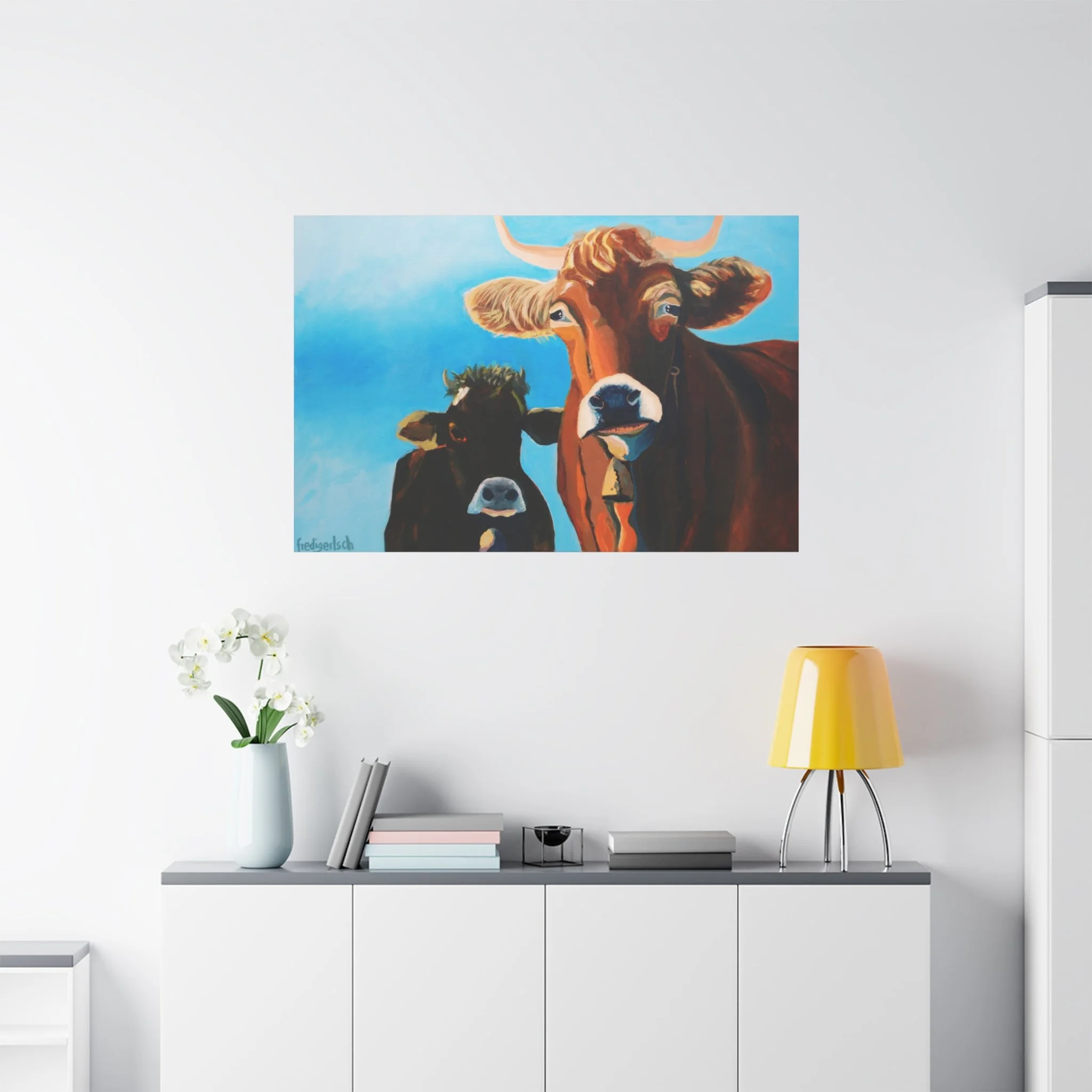 Brownies, Kunstdruck nach dem Original von Fredi Gertsch (2012), Schweizer Kunst mit zwei braunen Kühen vor blauem Himmel, Serie Highlights 2012