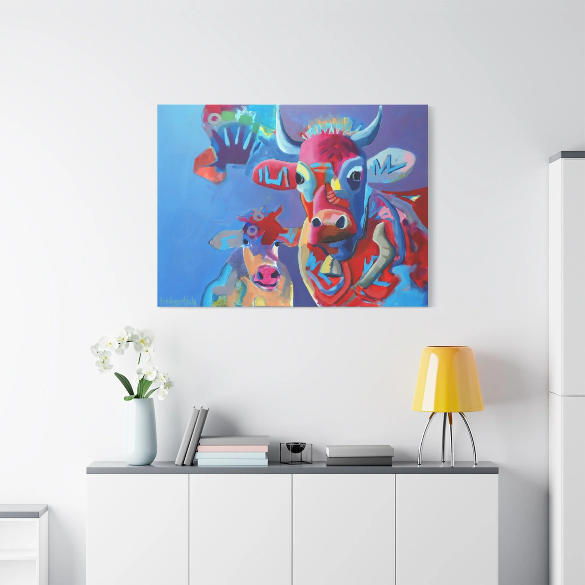 RedBullBaby, Kunstdruck nach dem Original von Fredi Gertsch (2012), Schweizer Kunst mit Kuh und Kalb in Rot und Blau vor blauem Hintergrund, Serie Highlights 2012