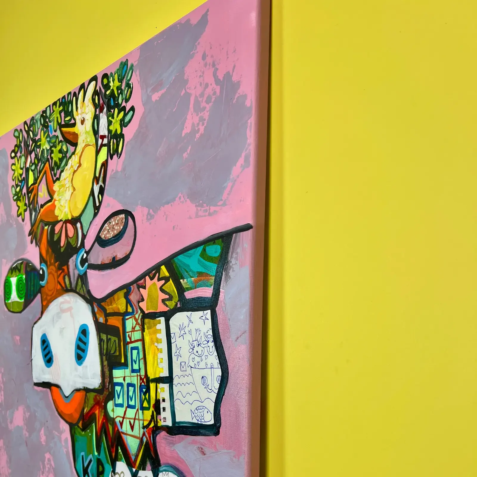 Seitliche Ansicht der Leinwand mit Hochglanz-Finish, VogelLisi – Bird on Bloom, Fredi Gertsch, 2026