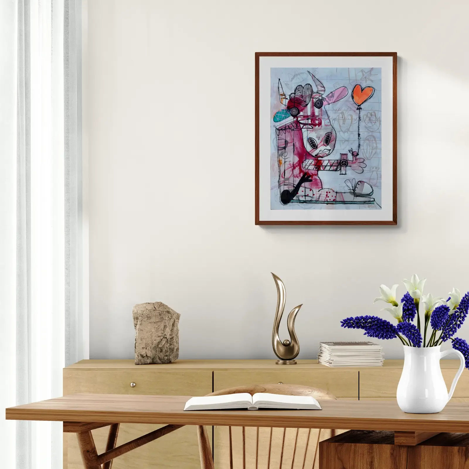 Herz über Wolken von Fredi Gertsch, Pop Art Acrylgemälde als Wandbild im hellen Esszimmer, 2024