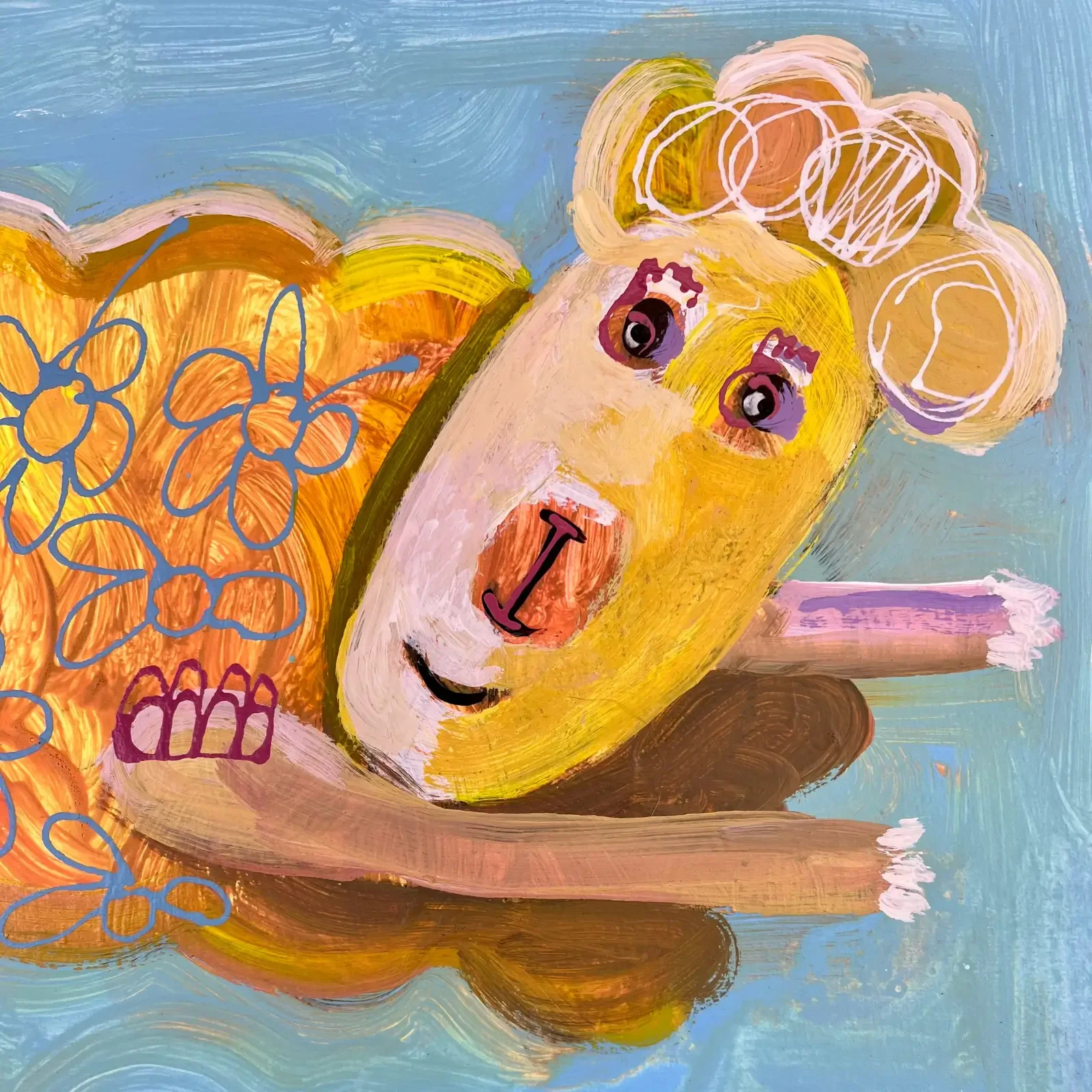 Detail gelbes Schaf auf blauem Grund, Pop Art Acrylgemälde Drei Schafe und ein Blumenmeer, Fredi Gertsch, 2024