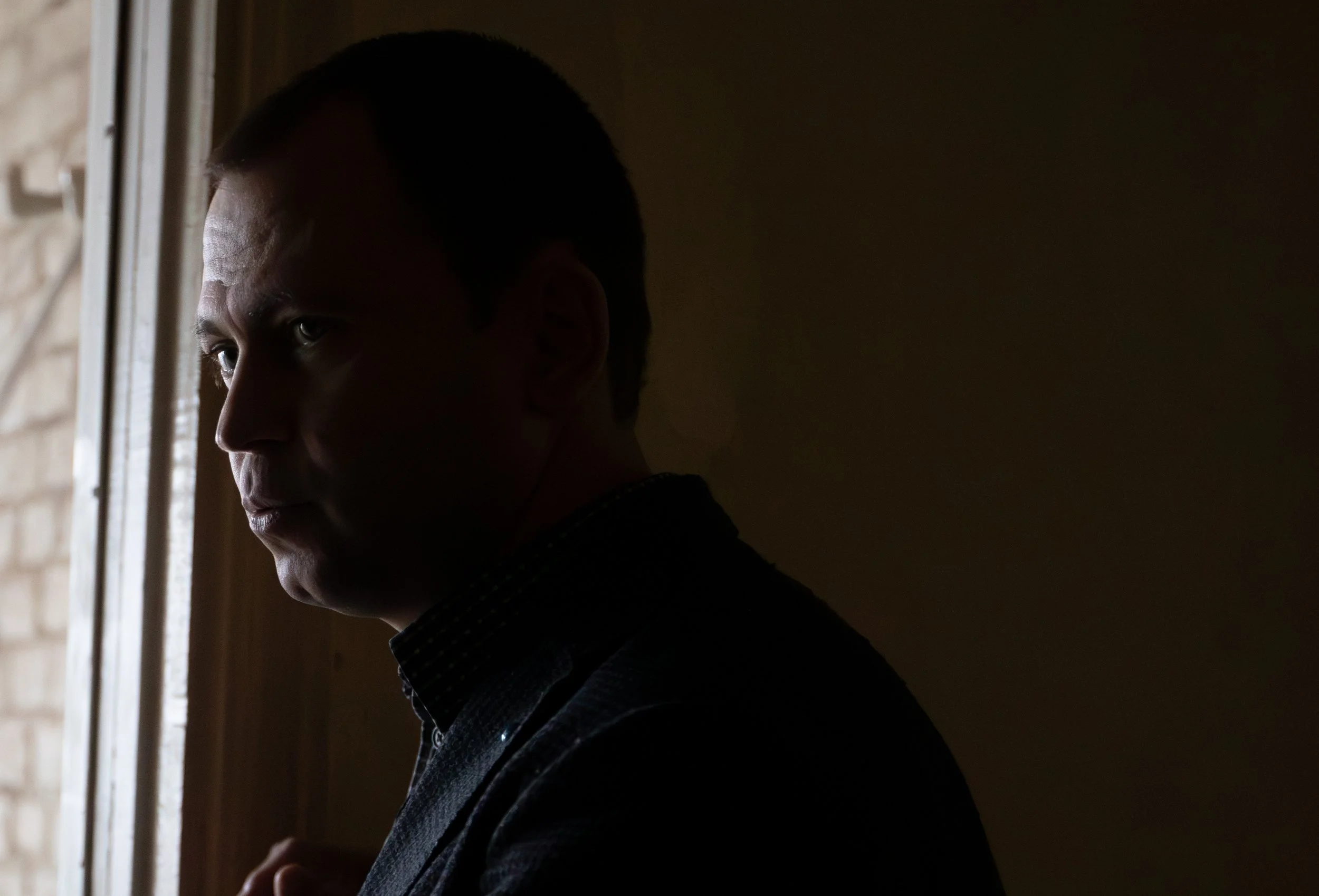 Dr. Vitaliy Khomenko speaks with Hands on Global Executive Director Valerie Hellermann on Nov. 23, 2025, at the Zhytomyr Regional Clinical Hospital.