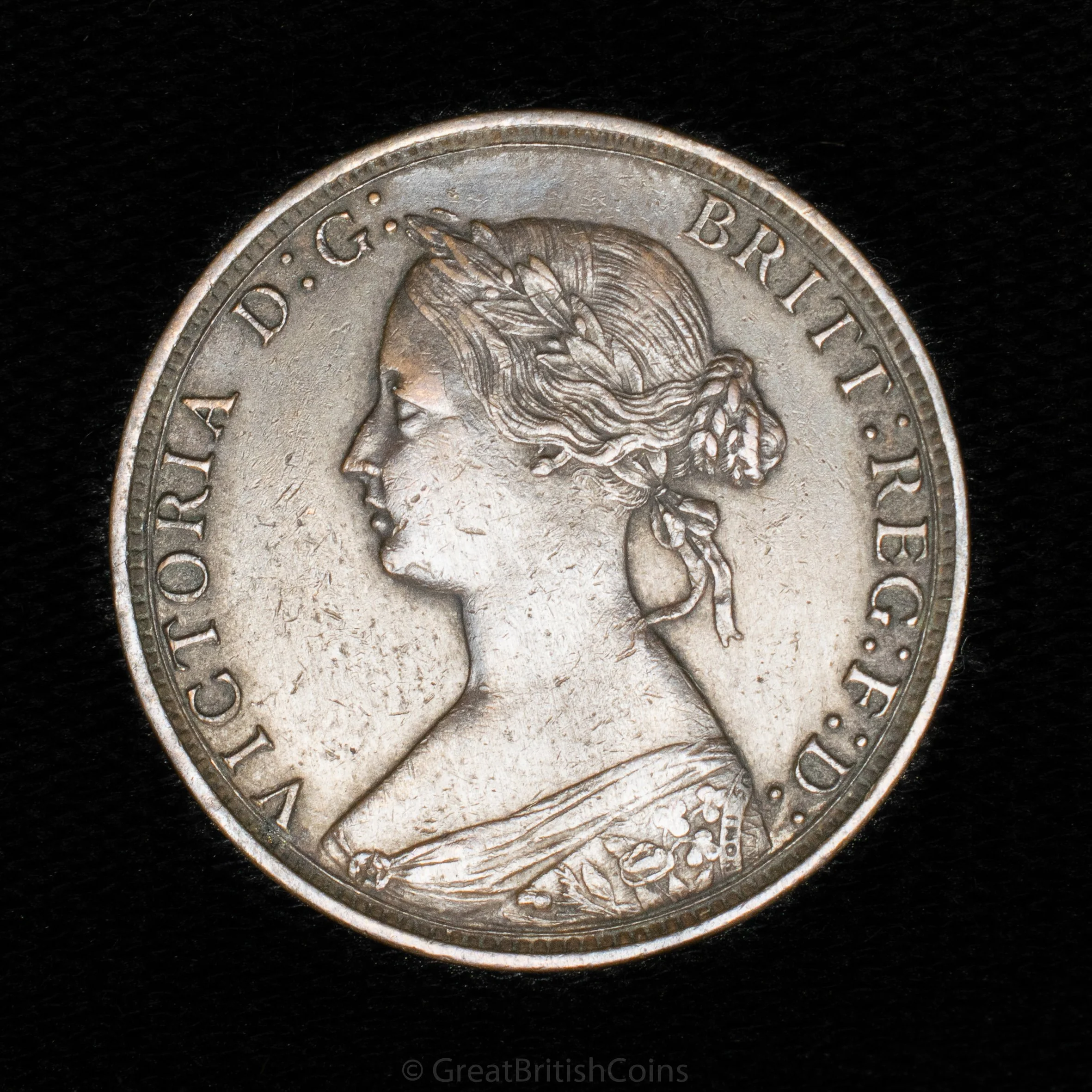 Victoria 1869 Bronze Halfpenny