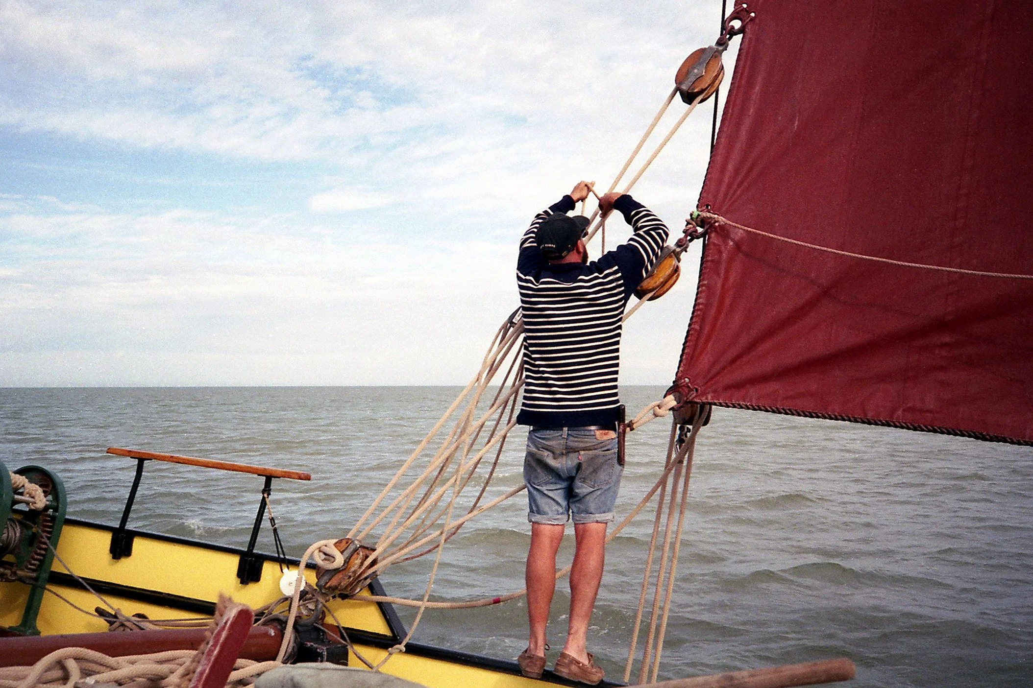 Marine Surveyor Lyndon March underway of a Sailing vessel