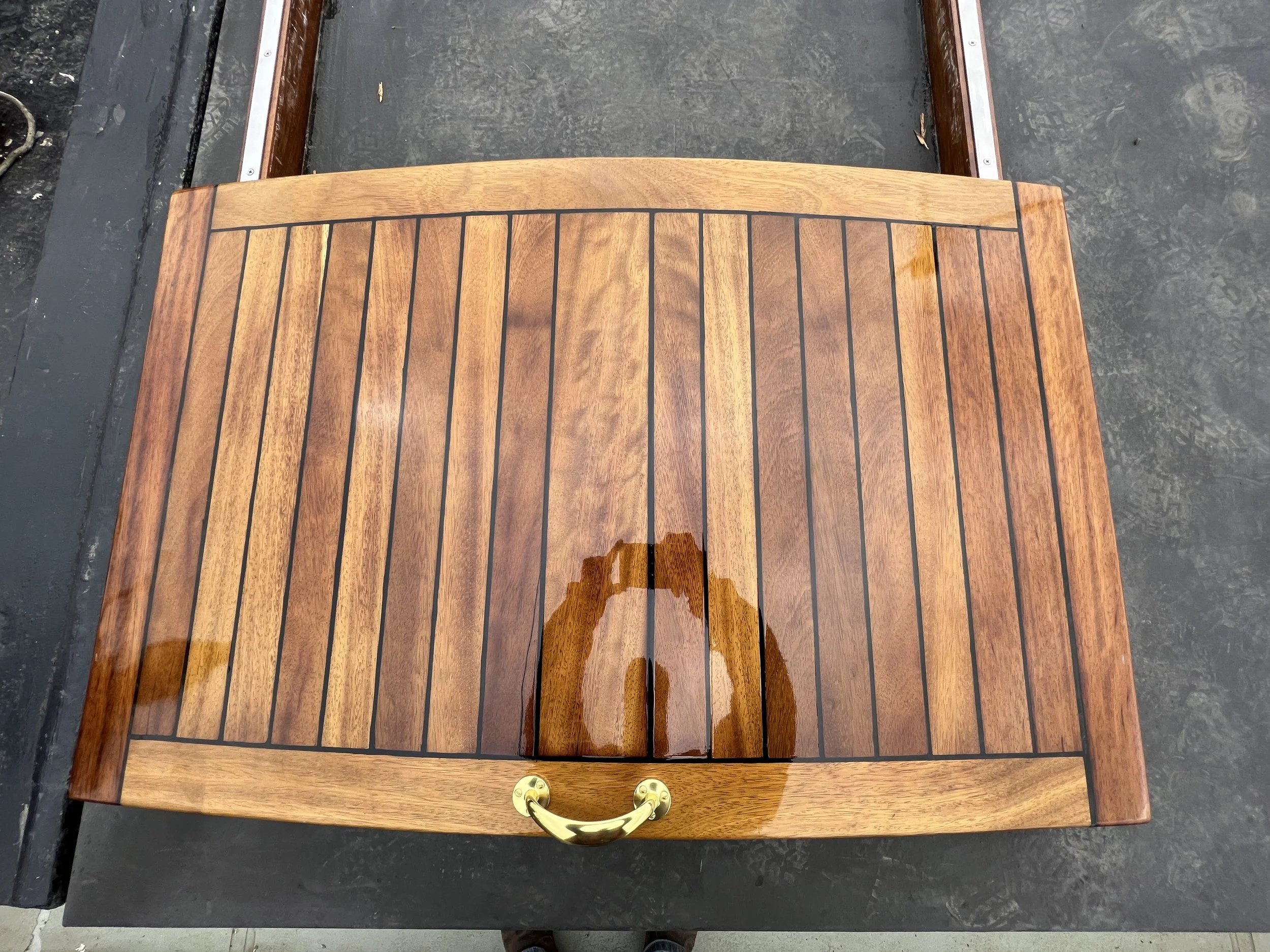 Showing Varnish - Dutch Barge 