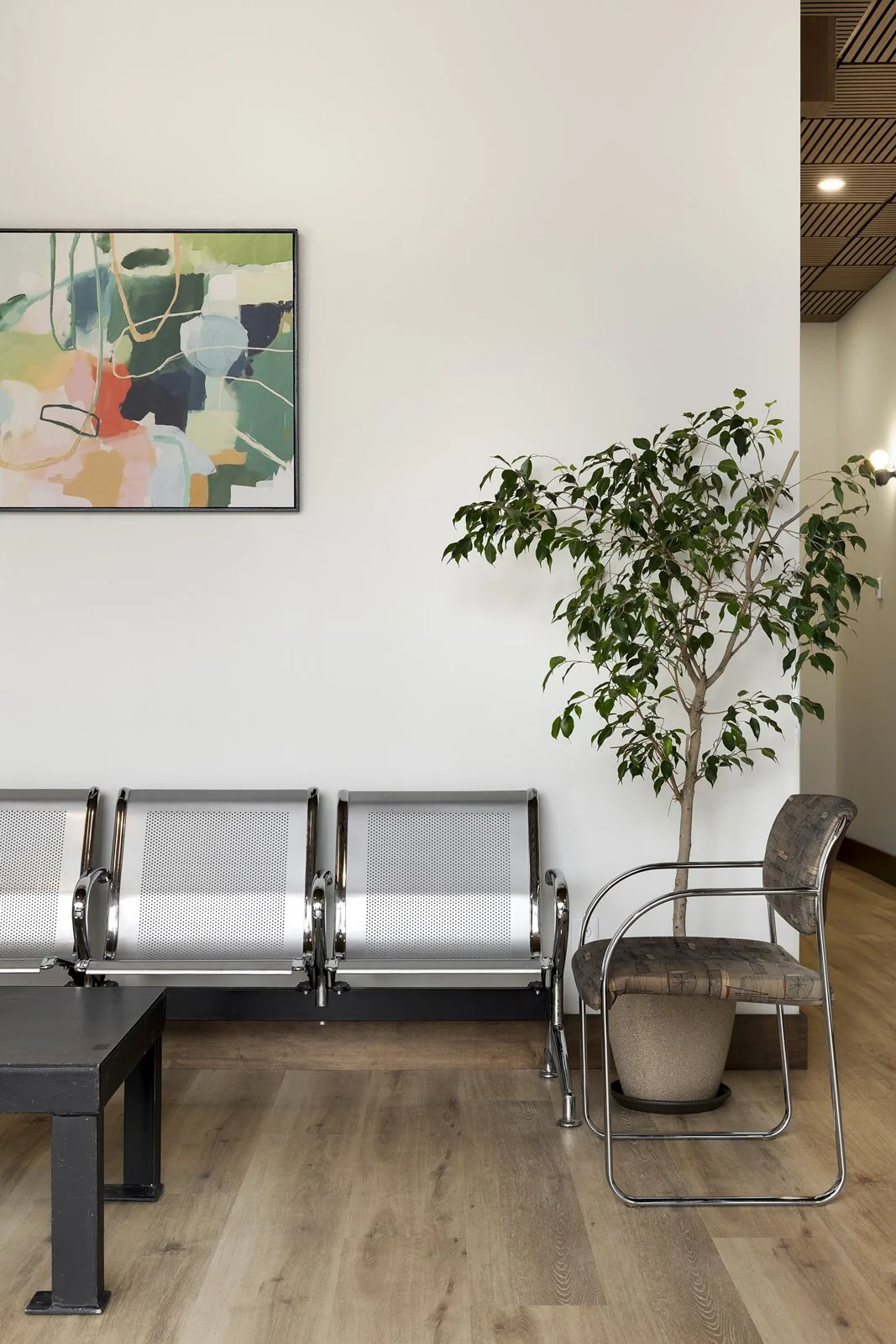 Pavel Ushakov _ 5249 Chicago Ave _ 009.jpg