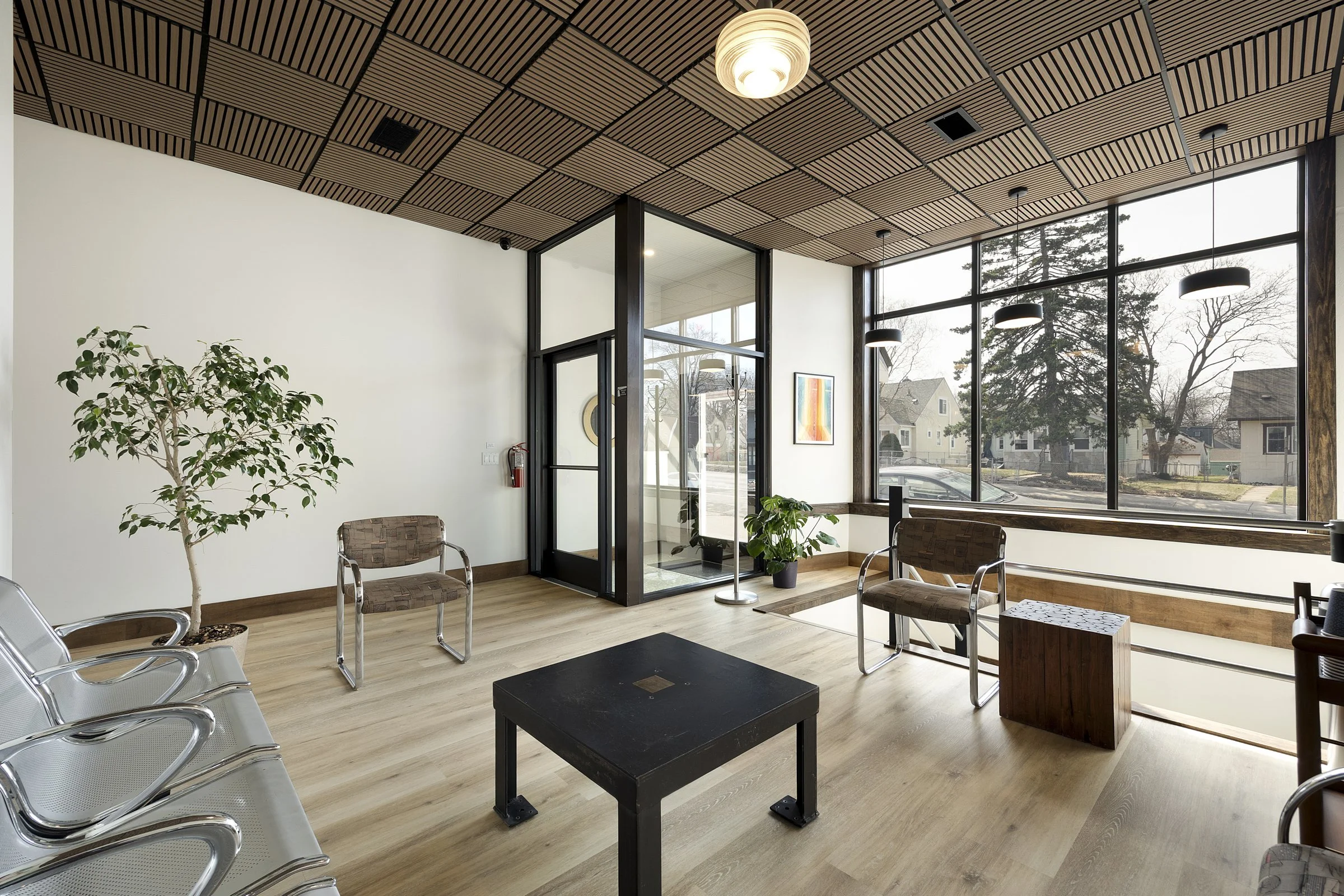 Pavel Ushakov _ 5249 Chicago Ave _ 004.jpg