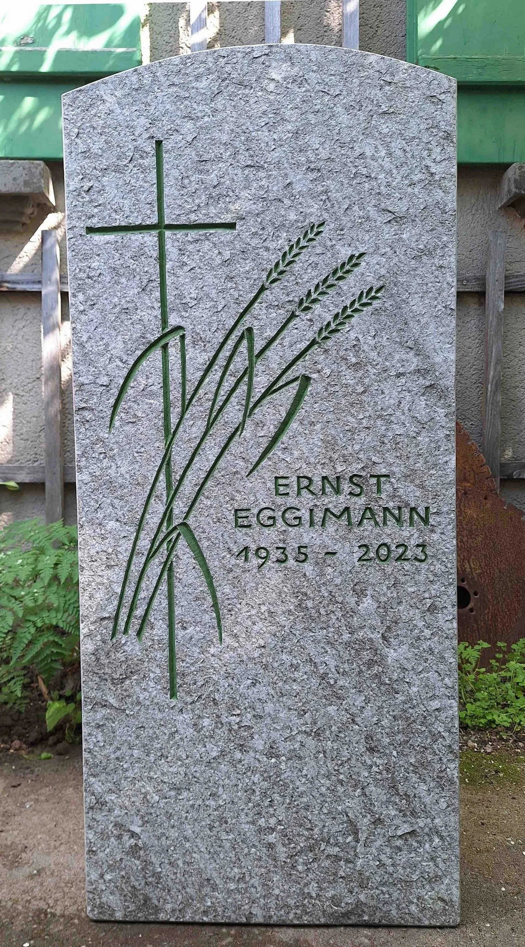 Ähren, Material: Soglio Gneis, Italien