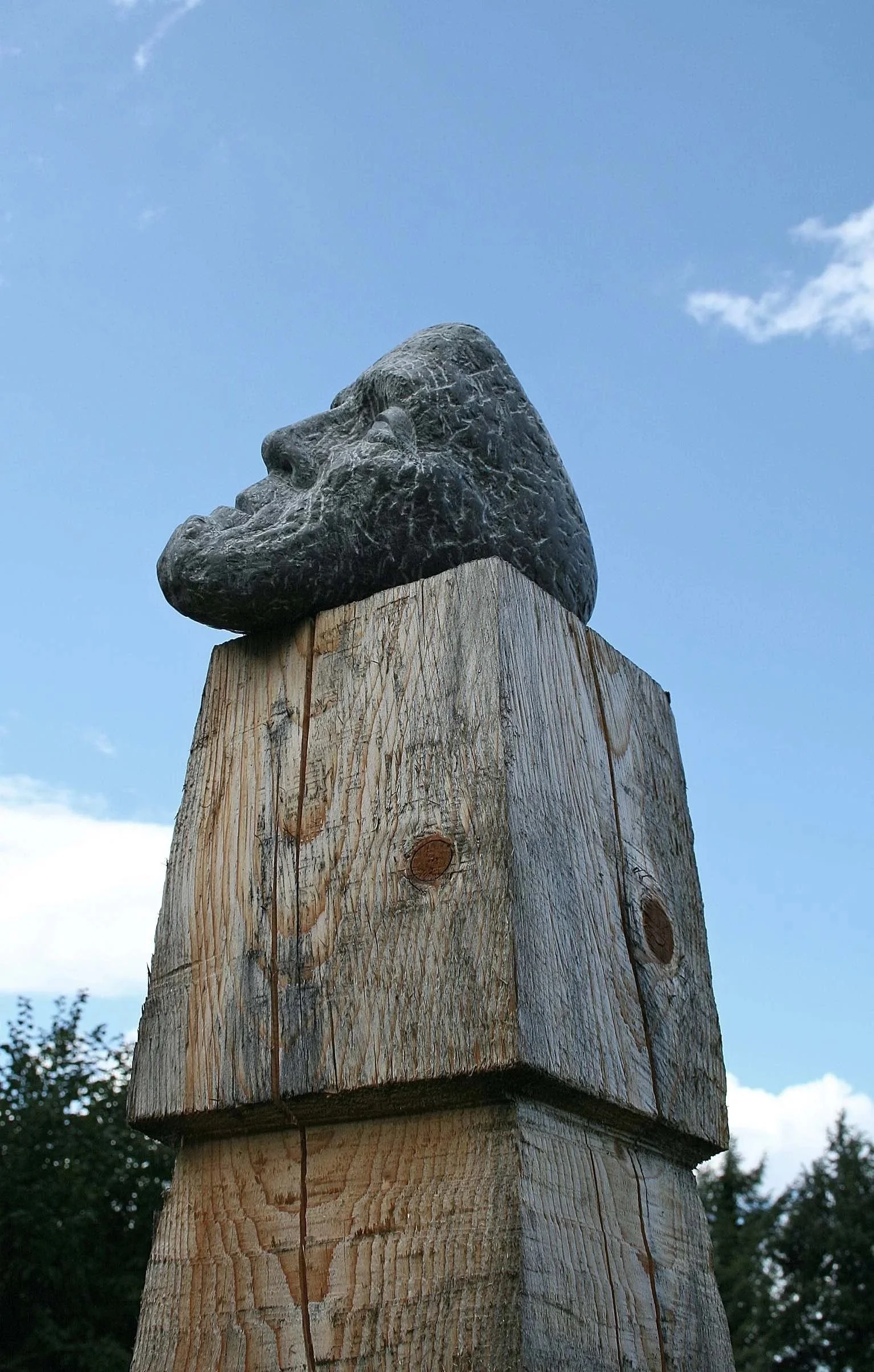 Alter, Kalkstein, Sockel Fichtenholz