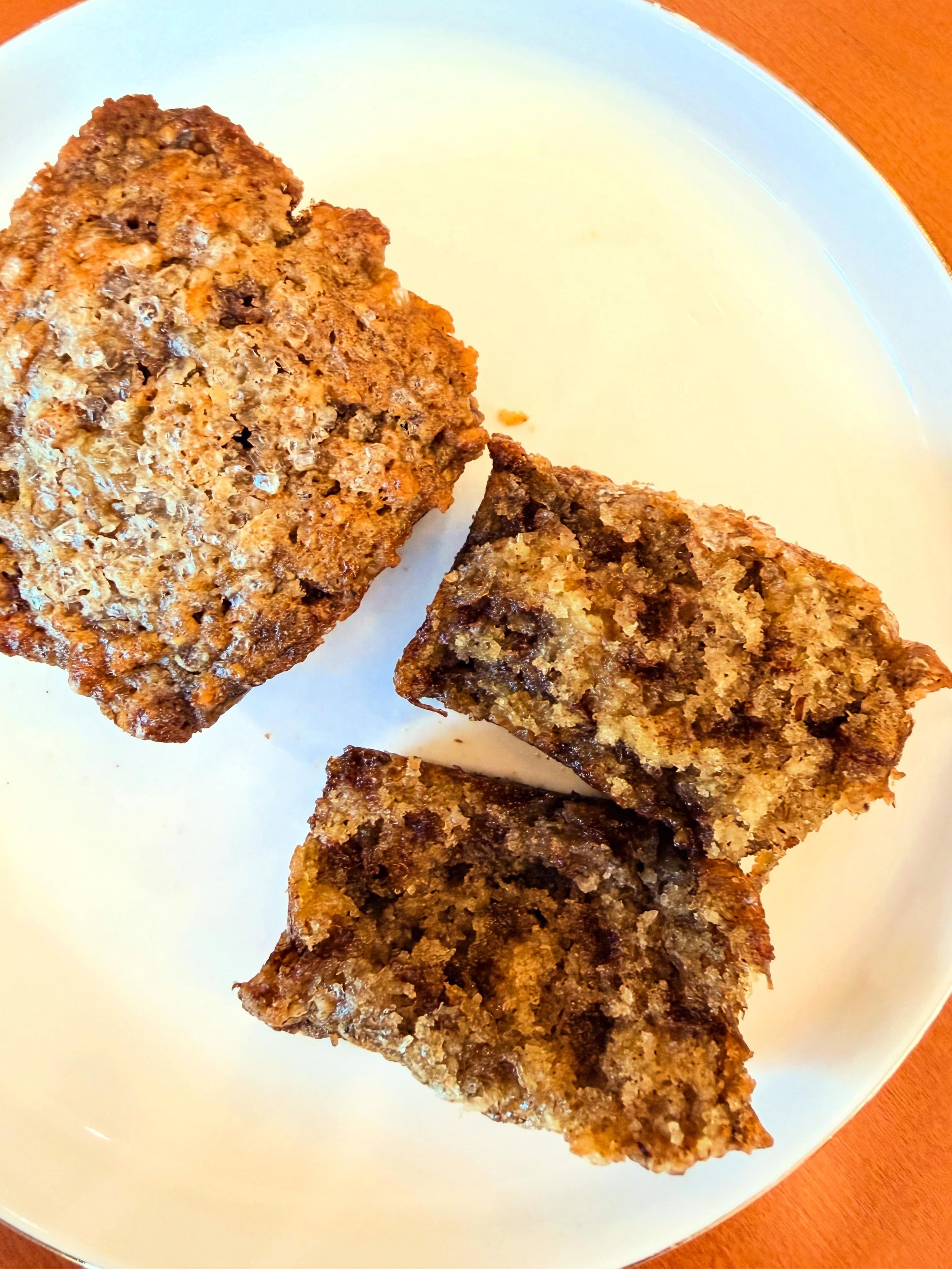 Online pre-orders for our next bake day are open now! 

This Hazelnut Flour Banana Bread is addictively good. Caramelized banana flavor, rich texture, and little pops of melty cinnamon chips combine to contrast the earthy hazelnut flour blend. 

Orde