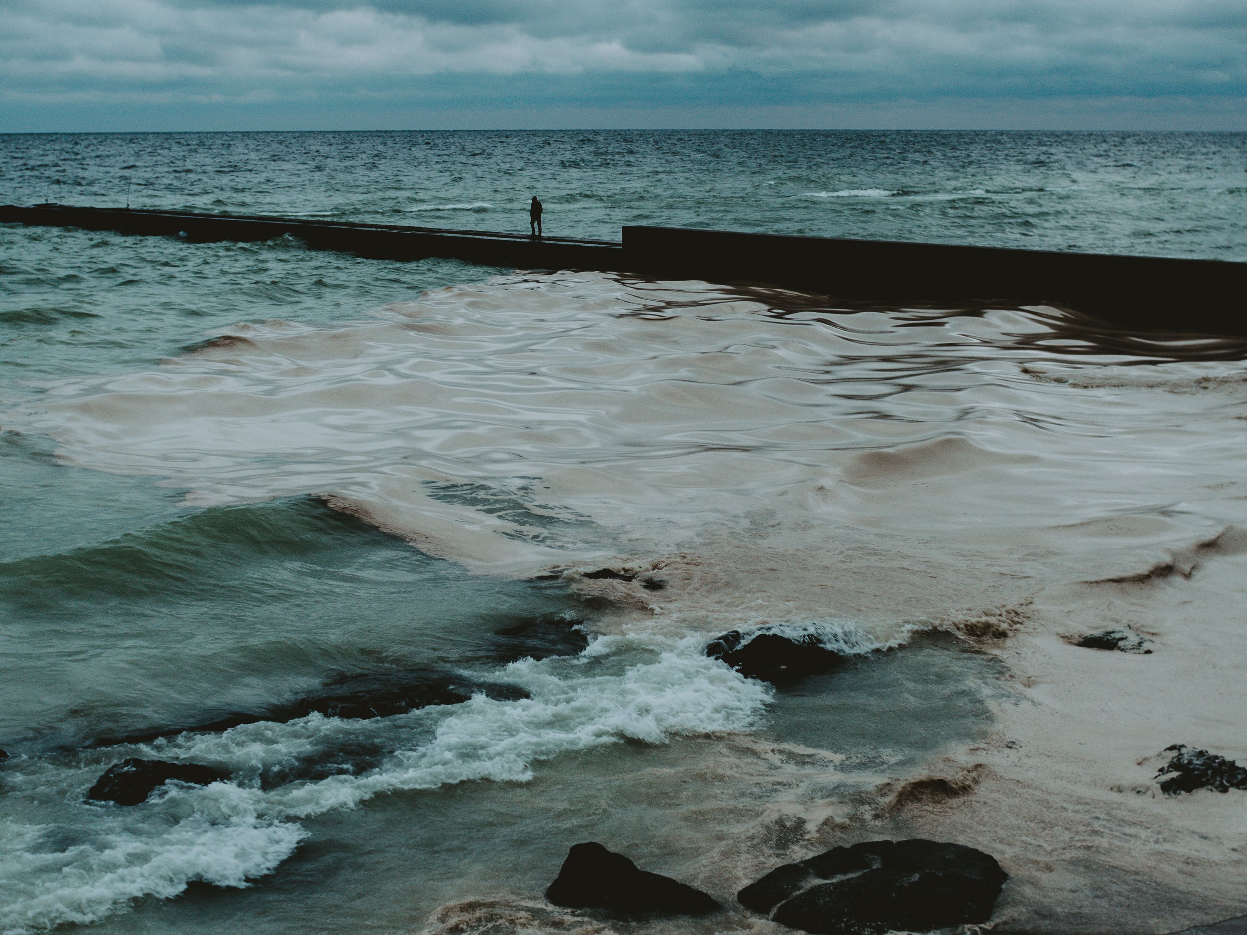 Oil spill, end 2025; Dmytro Gres