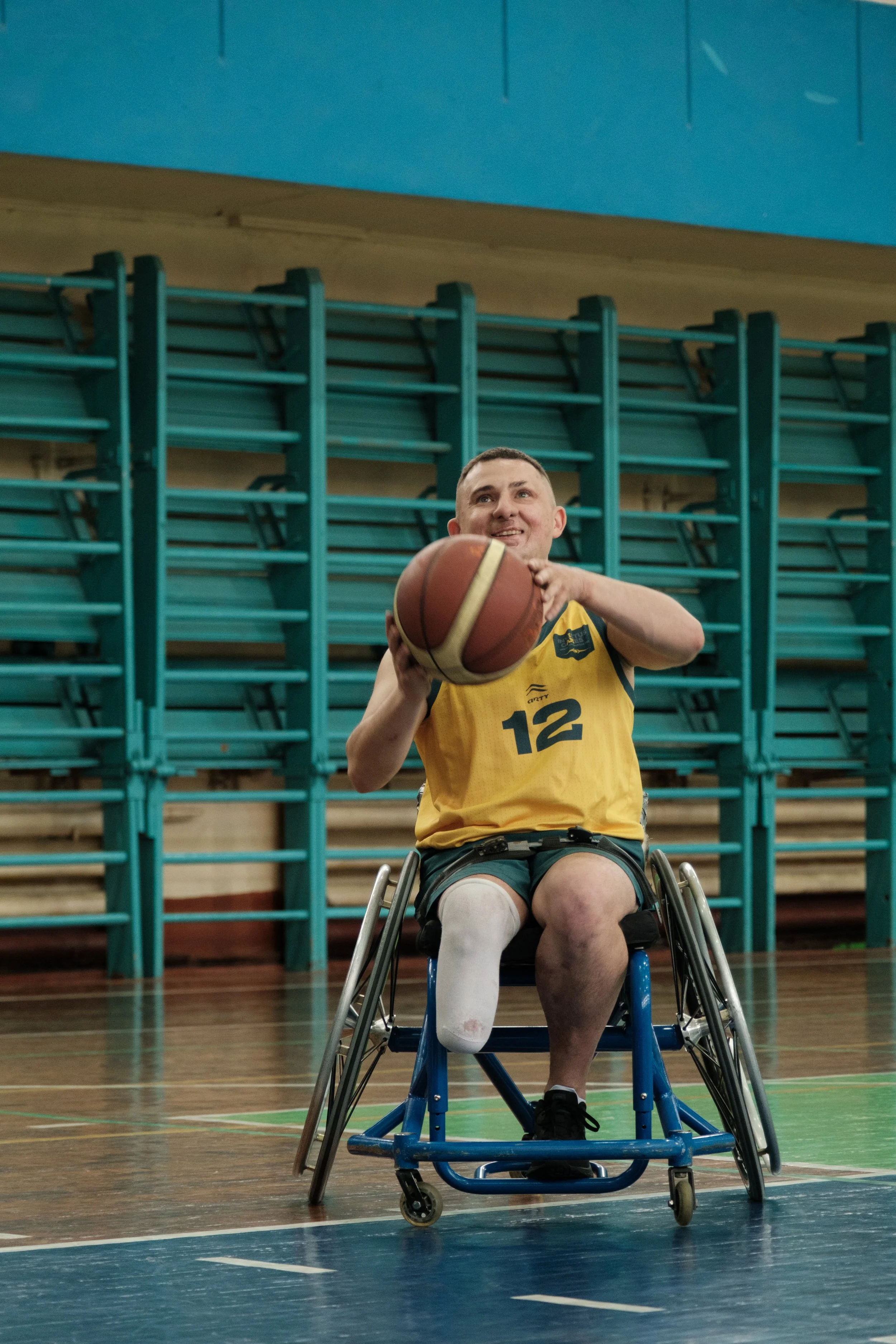 Illia, Lukasz Mackiewicz